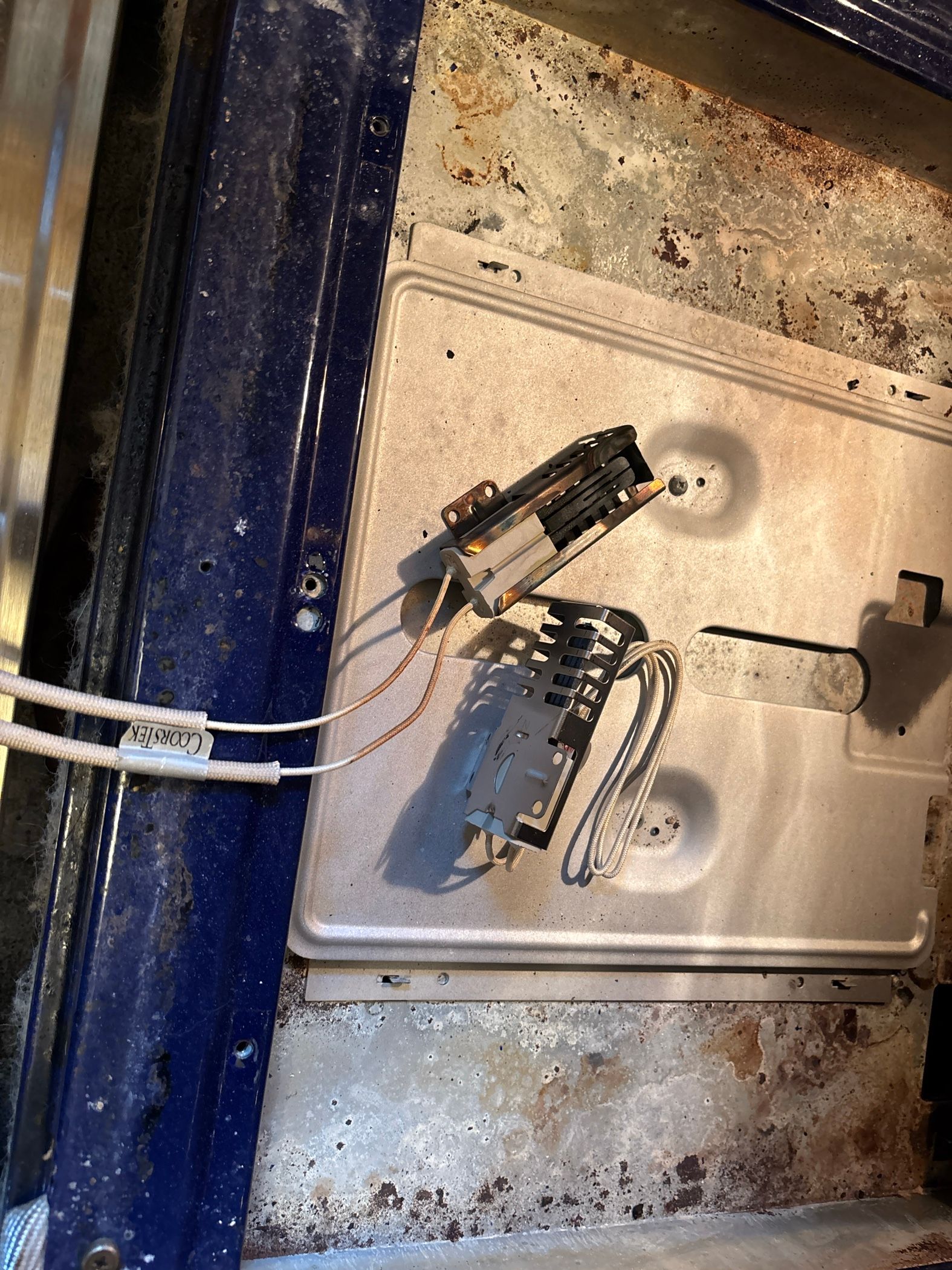 An LG Oven Losing Temperature During Cooking in Jefferson Park, Chicago (photo 2)