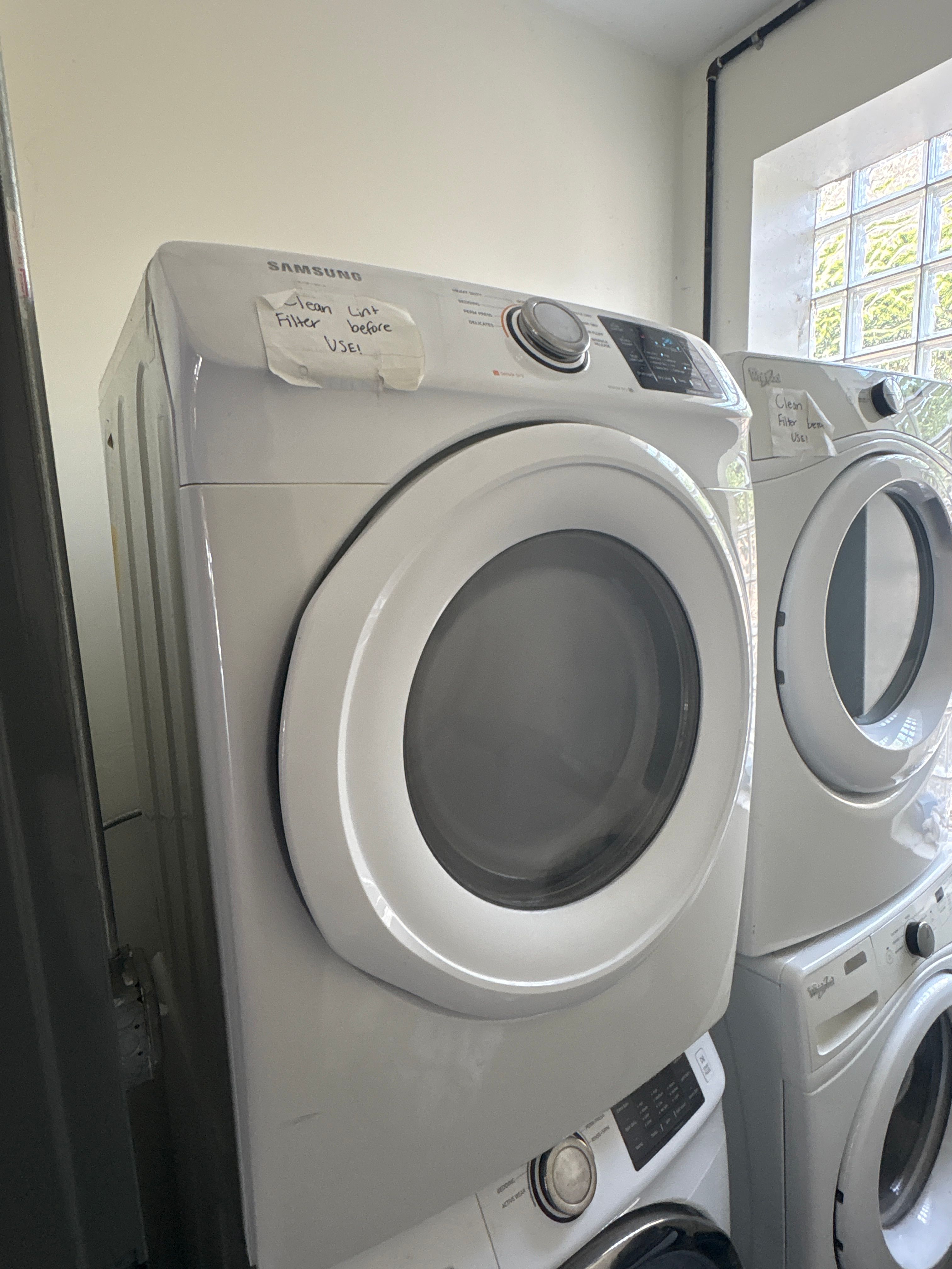 A Samsung Stackable Dryer Not Heating in Chicago (photo 1)
