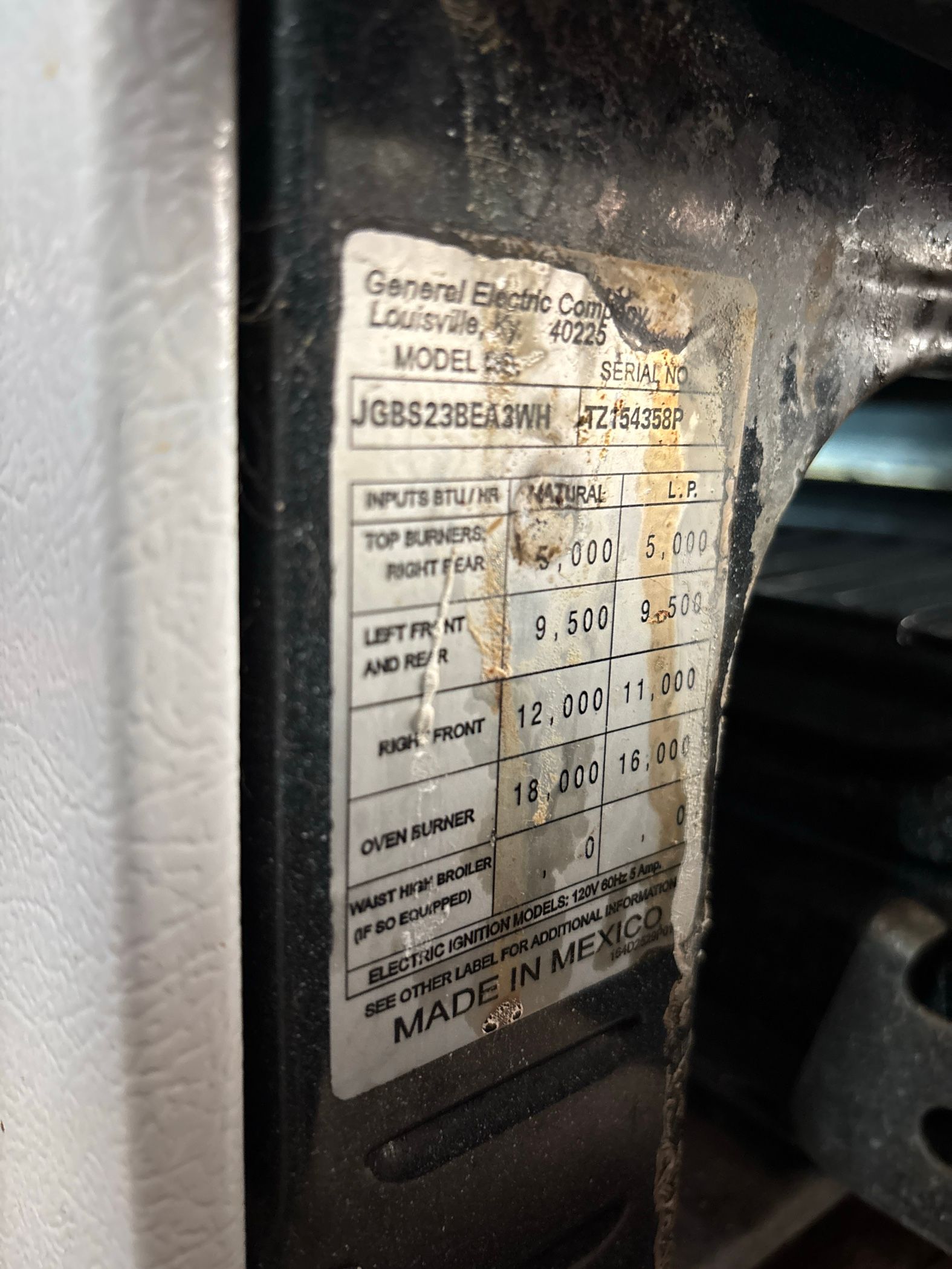 A GE Gas Oven That Would Not Heat in Elgin (photo 1)