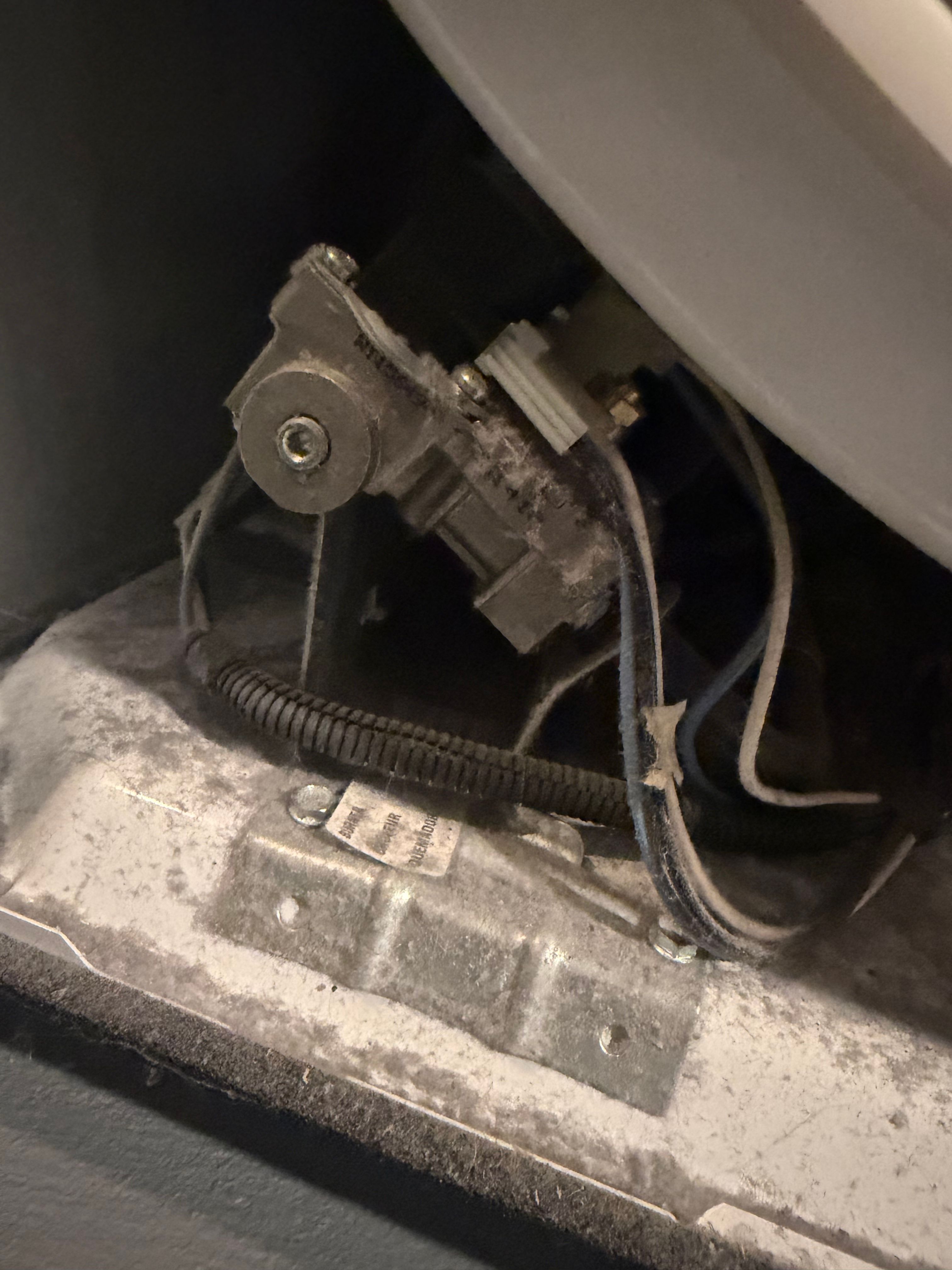 A Gas Dryer With a Gas Odor From a Valve Not Closing in Villa Park (photo 3)