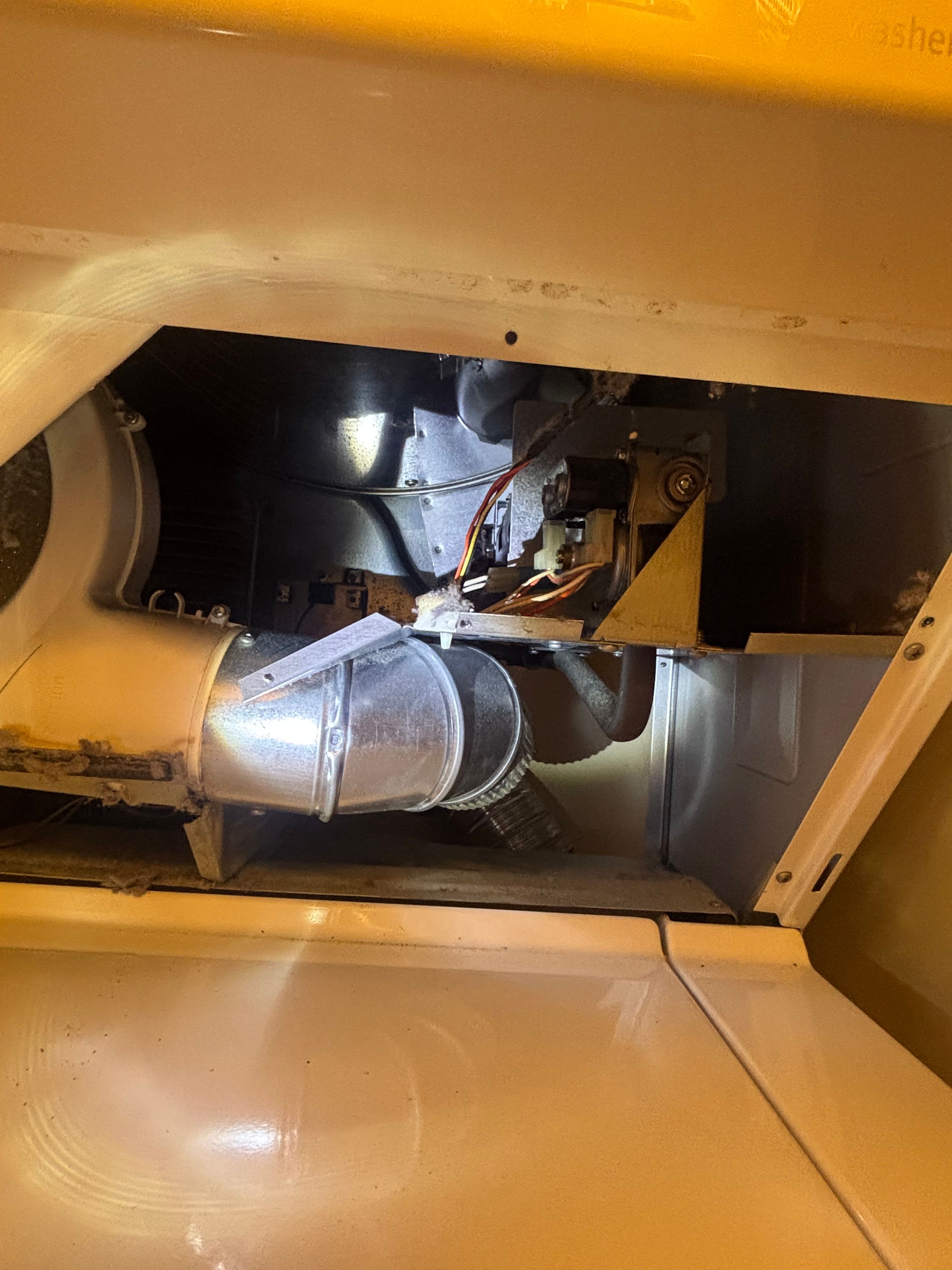 A Frigidaire Stackable Dryer With a Recurring Belt Problem in Lakeview, Chicago (photo 2)