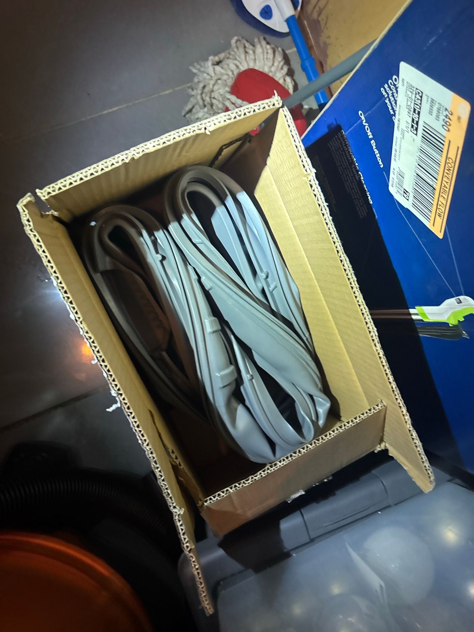 A Samsung Washer Leaking From a Torn Door Boot in Hillside (photo 3)