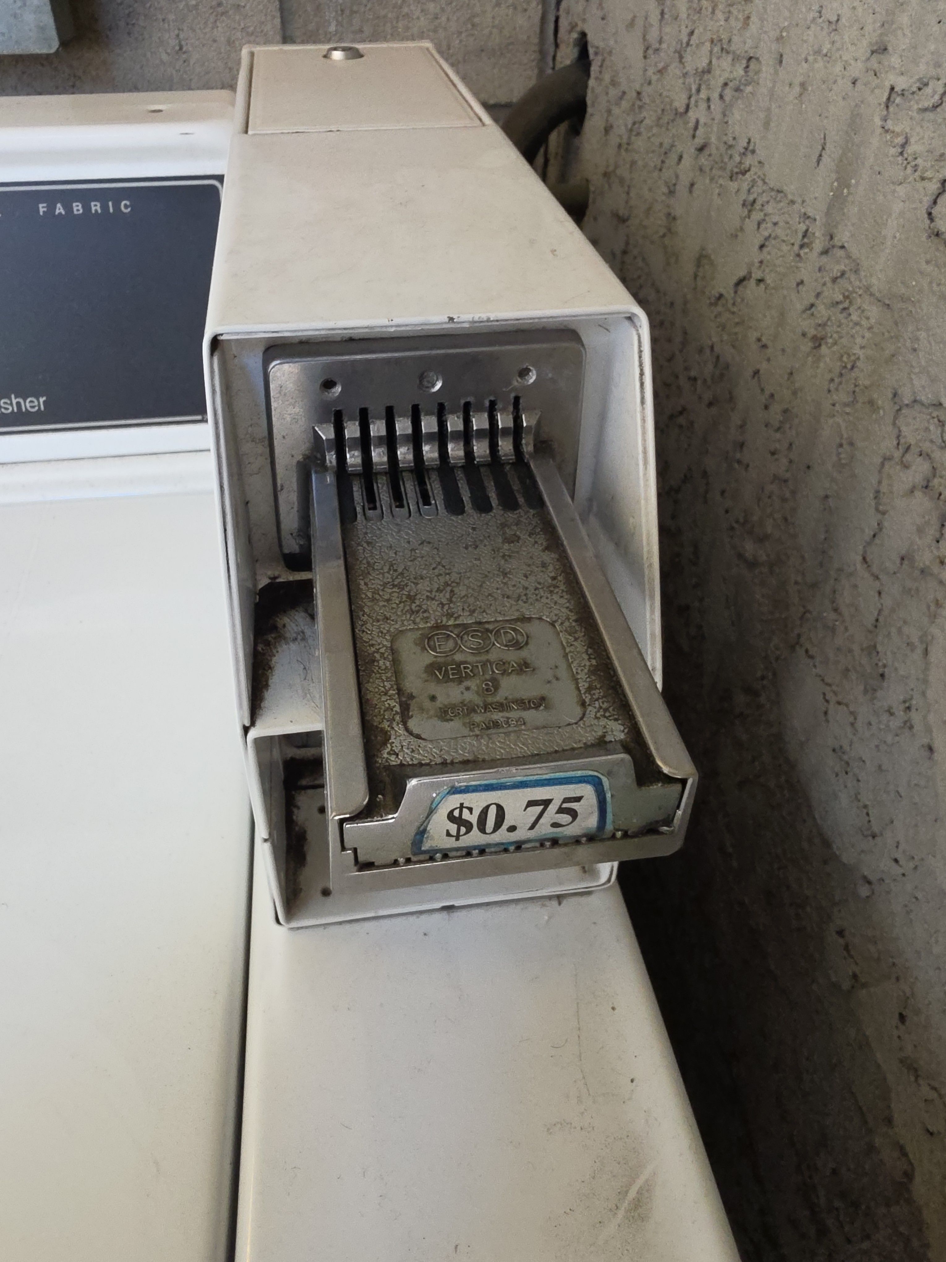 A Speed Queen Coin Washer That Kept Eating Quarters in Monrovia (photo 3)