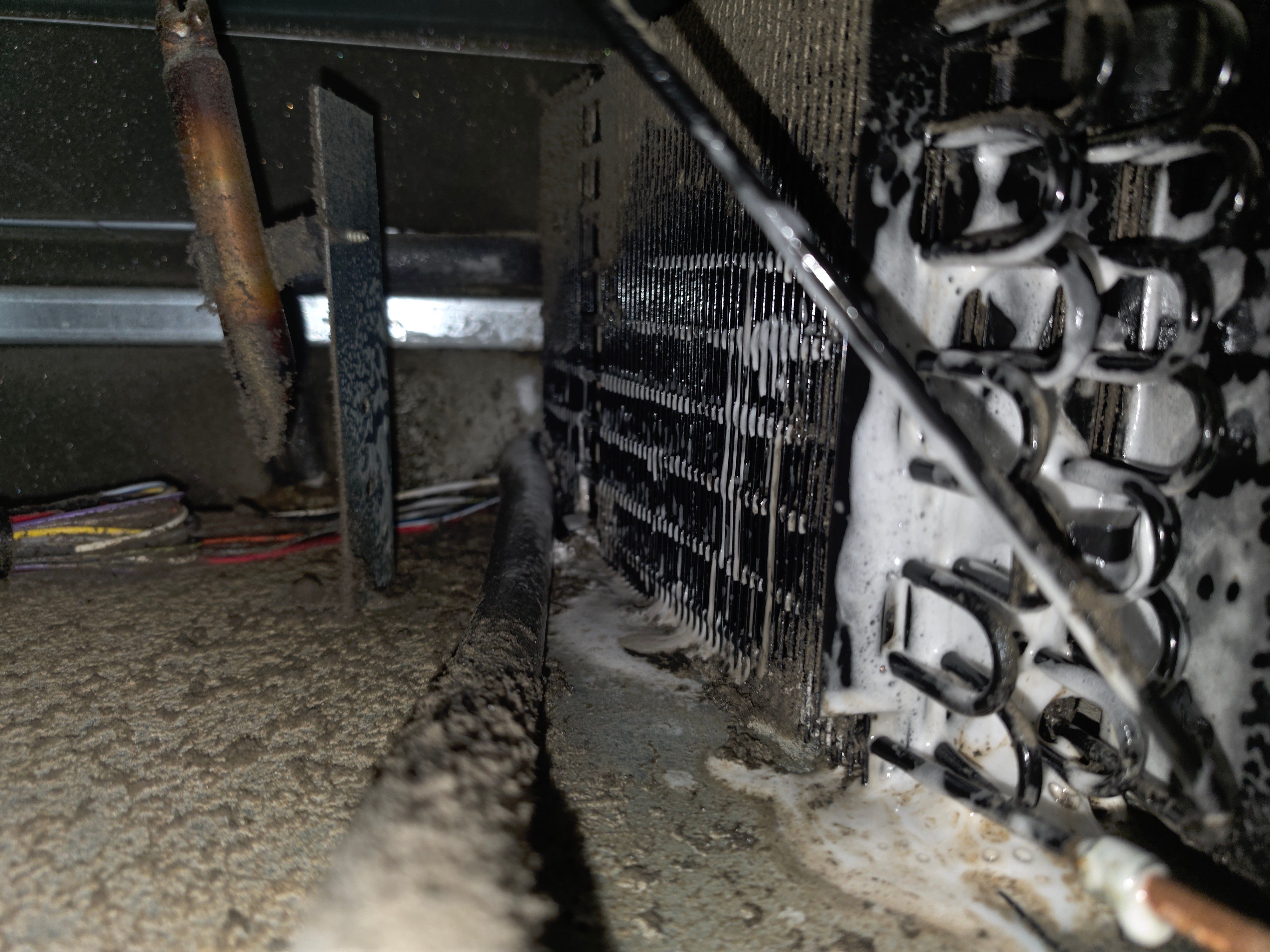 A Hoshizaki Commercial Ice Machine With Mold Inside in Pasadena (photo 1)