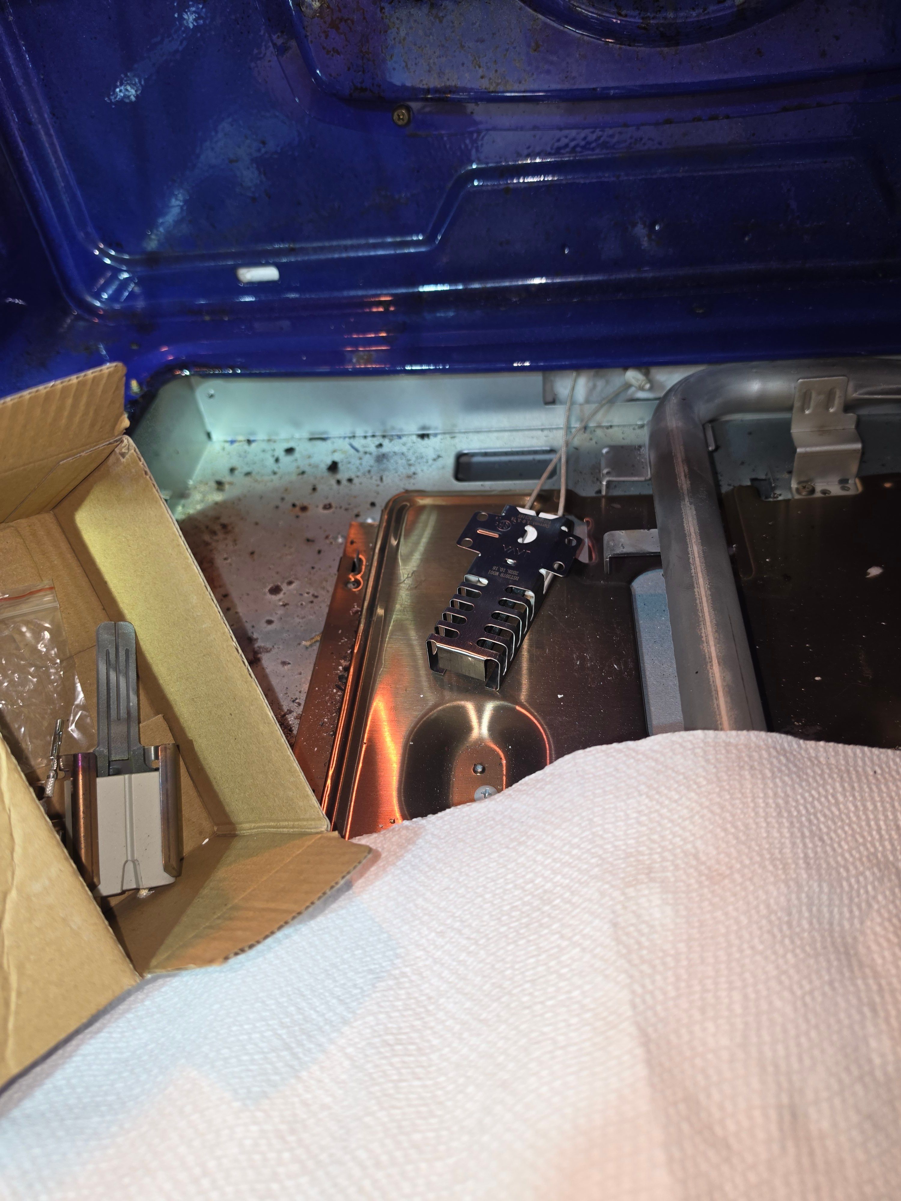 An LG Oven Throwing an F9 Error and Losing Heat in Pasadena (photo 2)