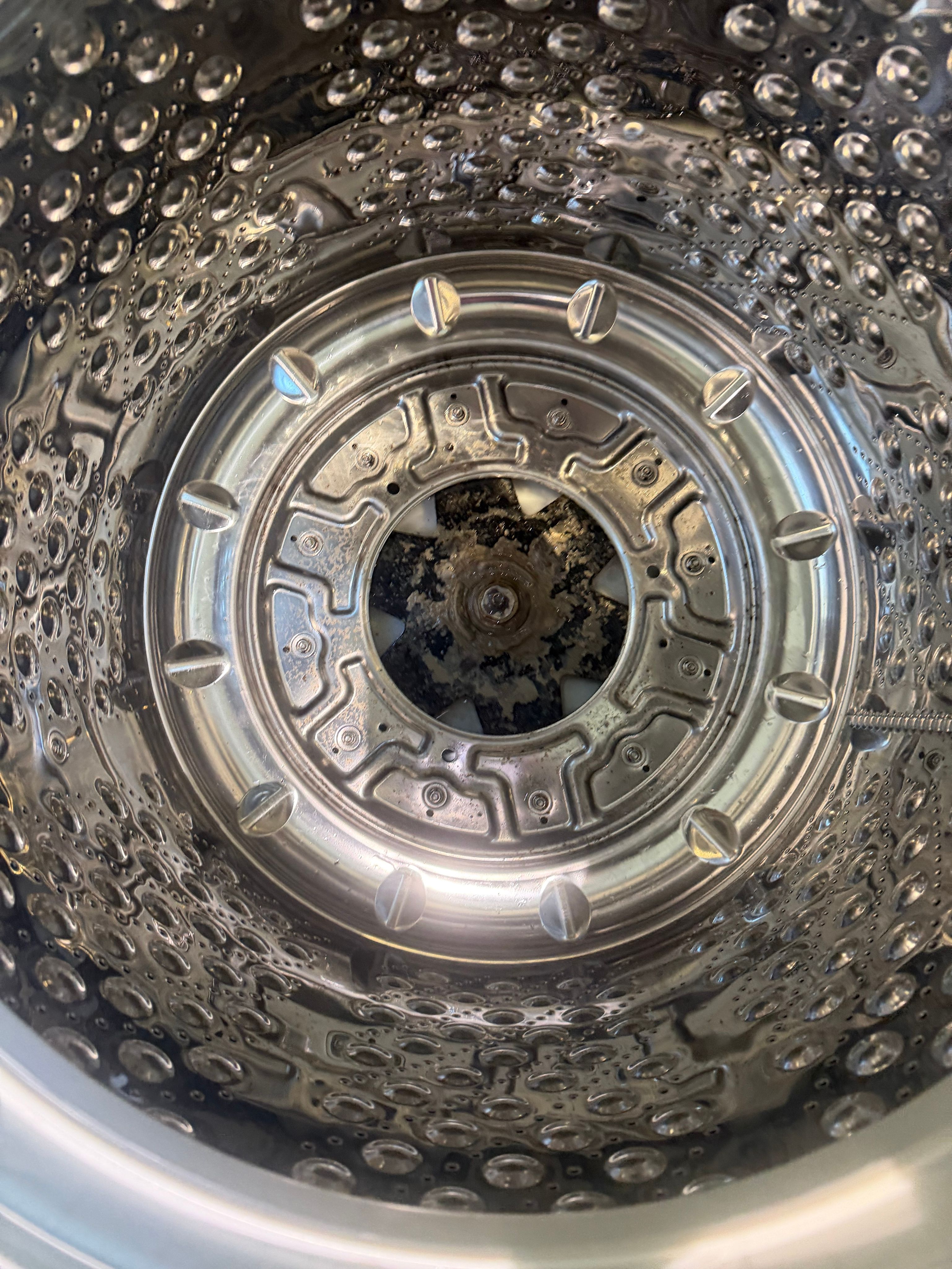 An LG Washer Leaving Stains on Every Load in Geneva (photo 1)