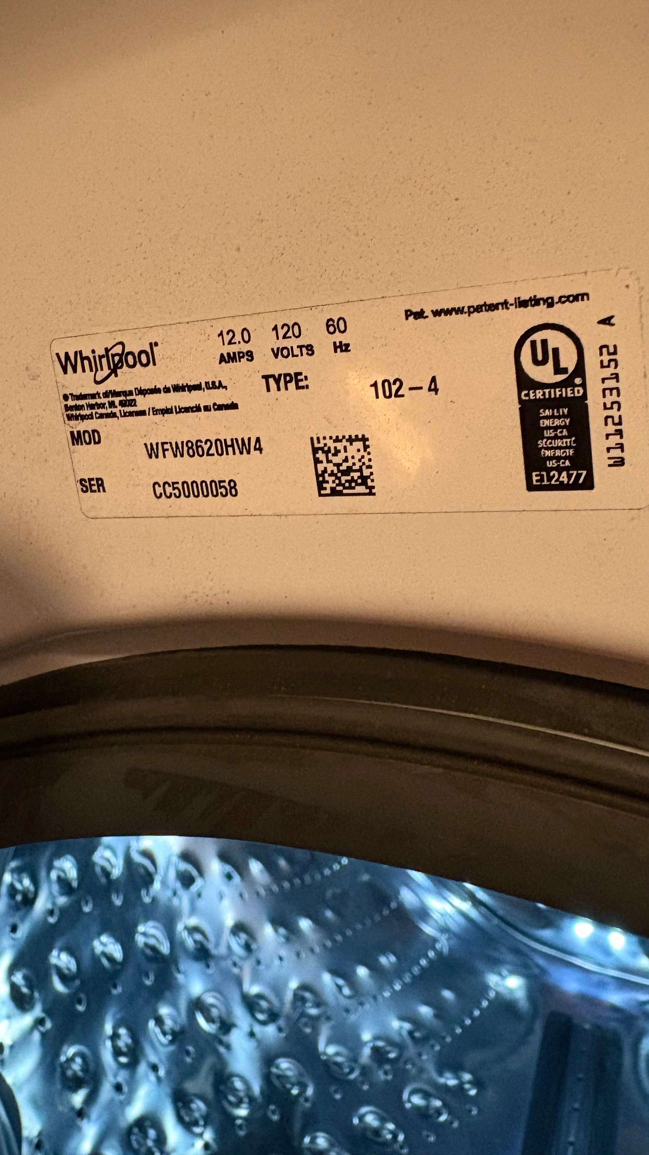 A Whirlpool Washer With an F8 E1 Error Not Draining in Chicago (photo 1)