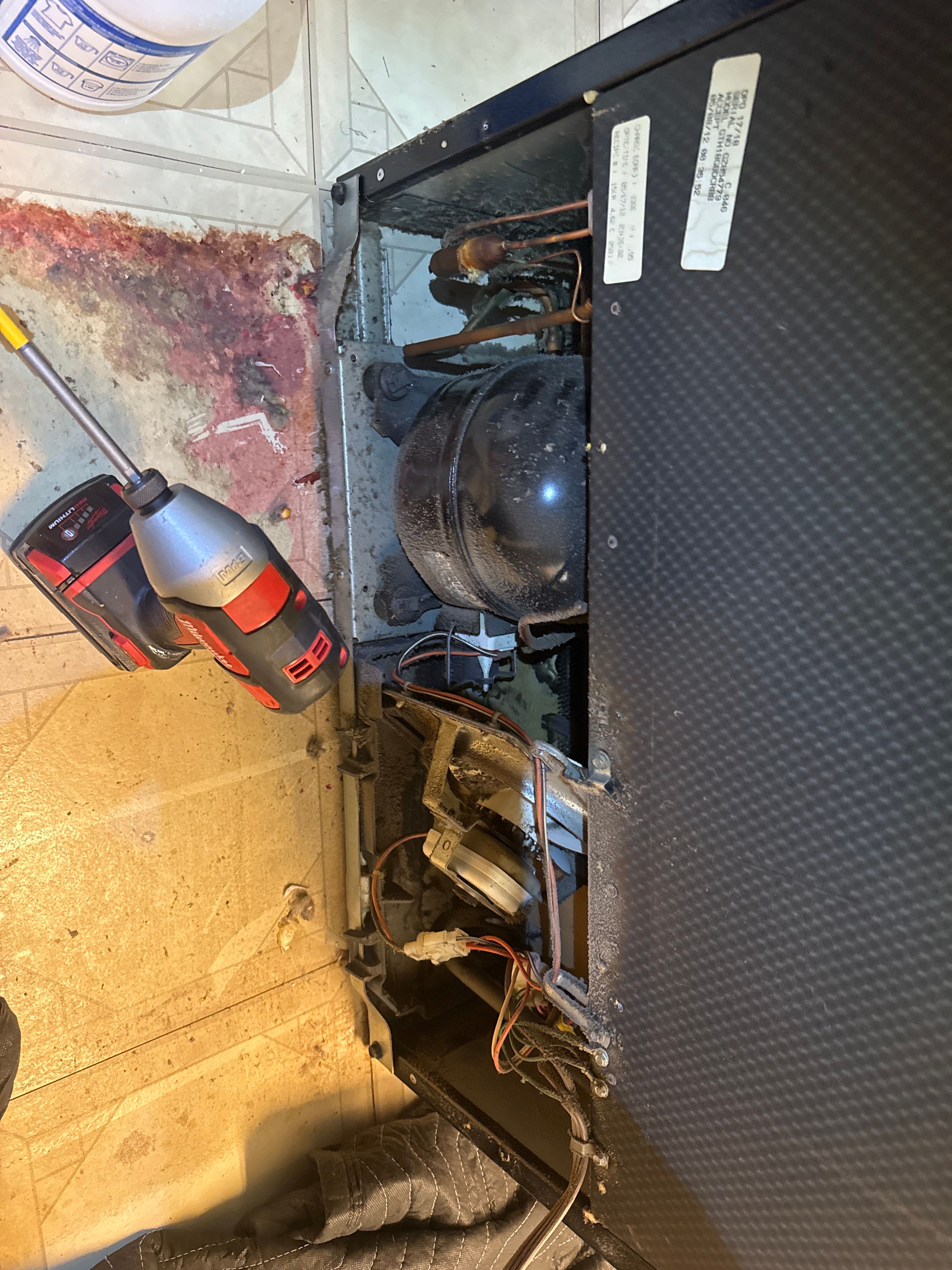 A GE Refrigerator Dripping Water Inside and a Dryer That Would Not Start in Dolton (photo 2)