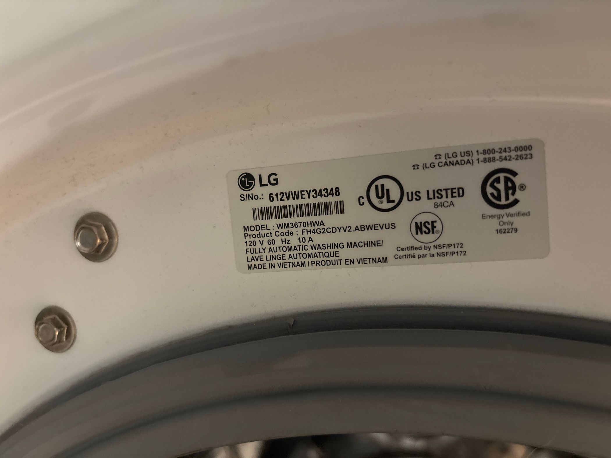 An LG Washer Showing an 0E Drain Error in Buffalo Grove (photo 1)