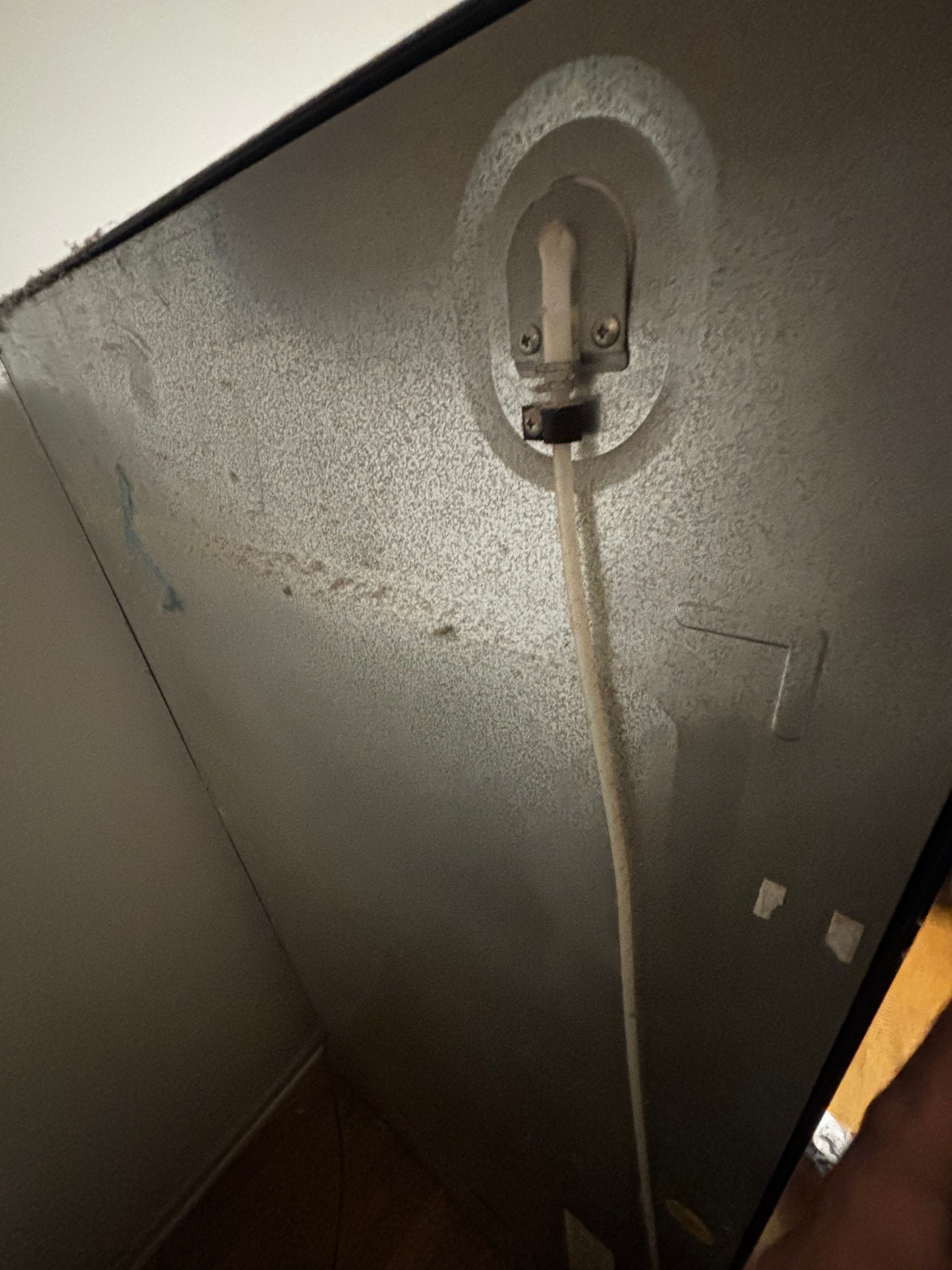 A GE Refrigerator Making Noise From the Freezer Fan Motor in Edgewater, Chicago (photo 3)