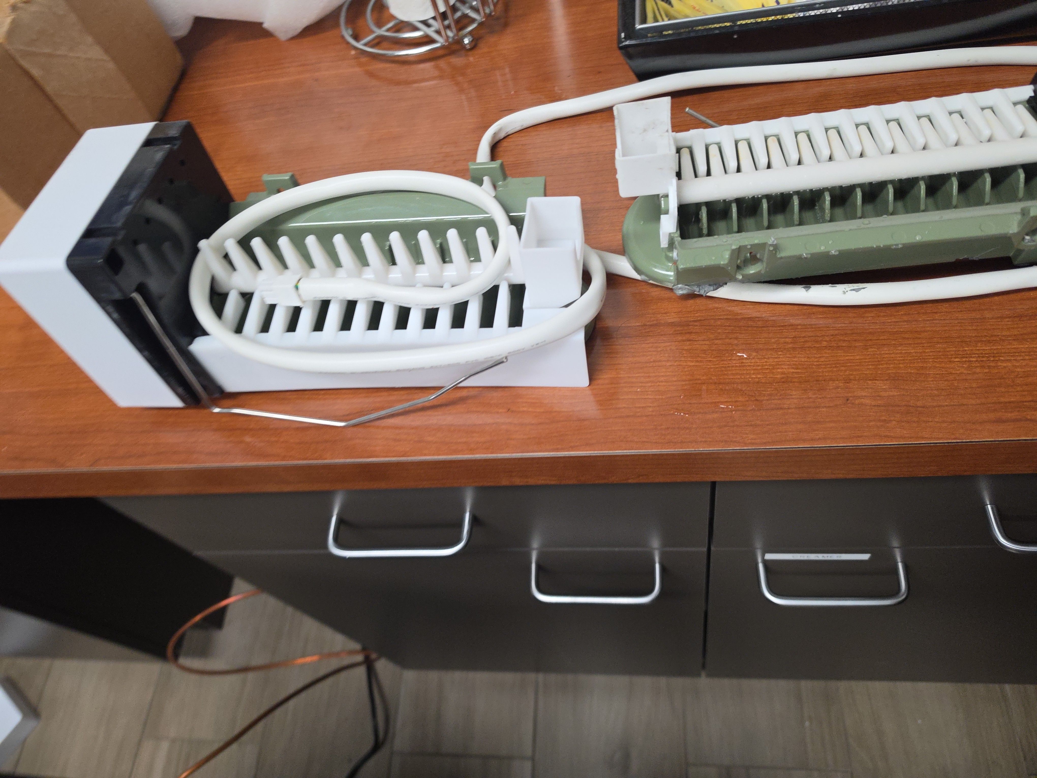 A U-Line Ice Maker That Stopped Making Ice and Needed Cleaning in Pasadena (photo 2)