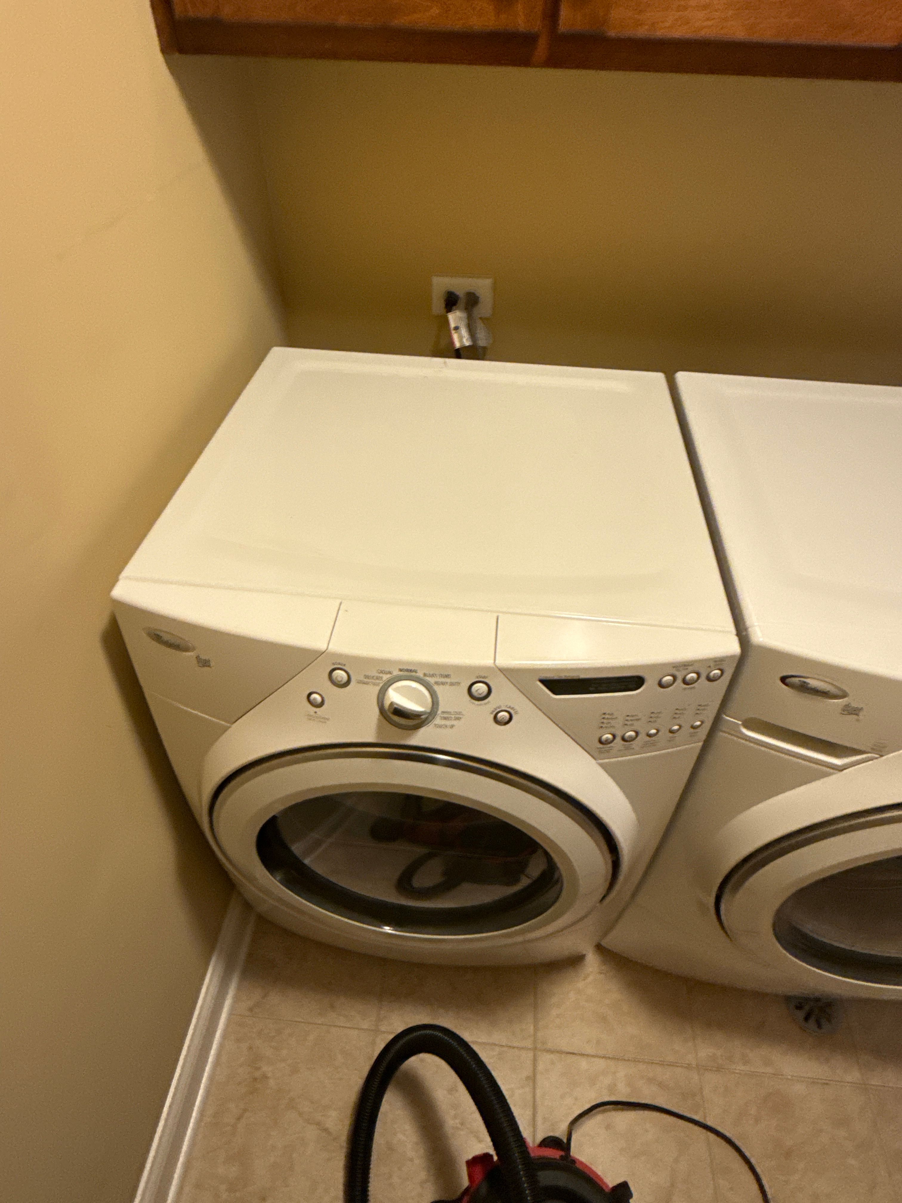 A Whirlpool Gas Dryer Not Drying and Making Noise in Orland Park (photo 1)