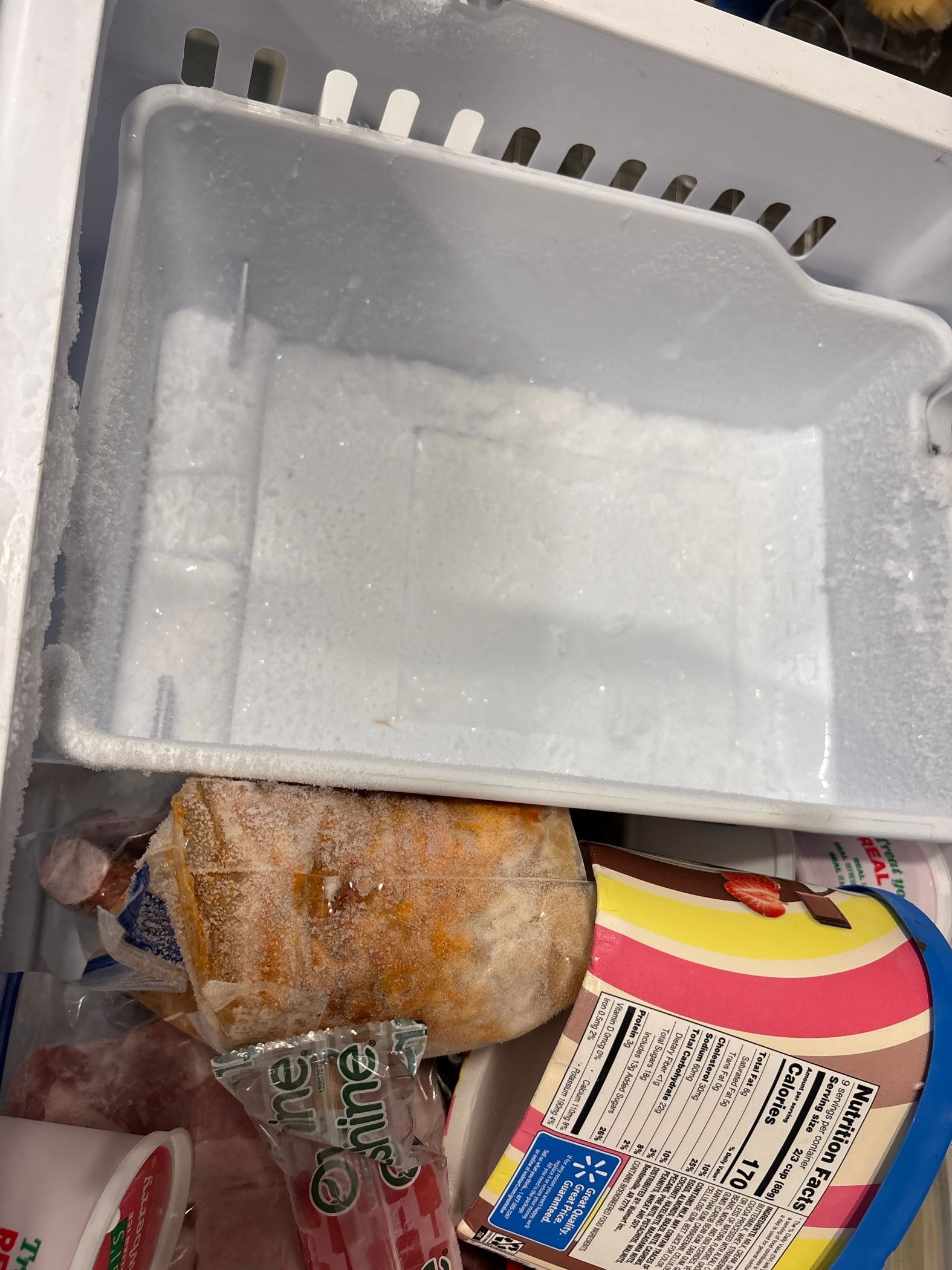 LG Refrigerator Ice Maker Not Dropping Ice in Chicago, IL (photo 4)