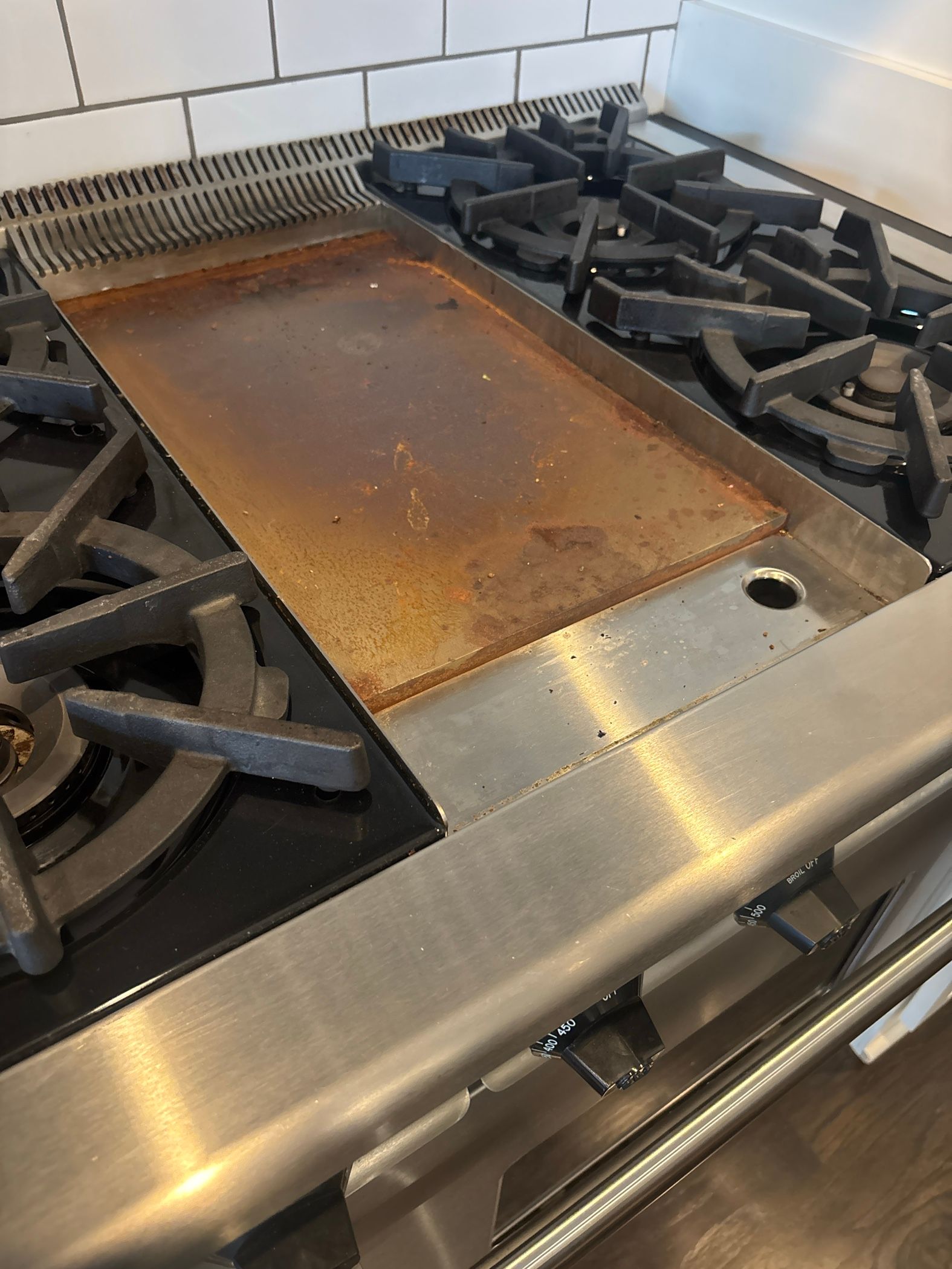 A Wolf Range With a Rusted Griddle Replaced in Avondale, Chicago (photo 2)