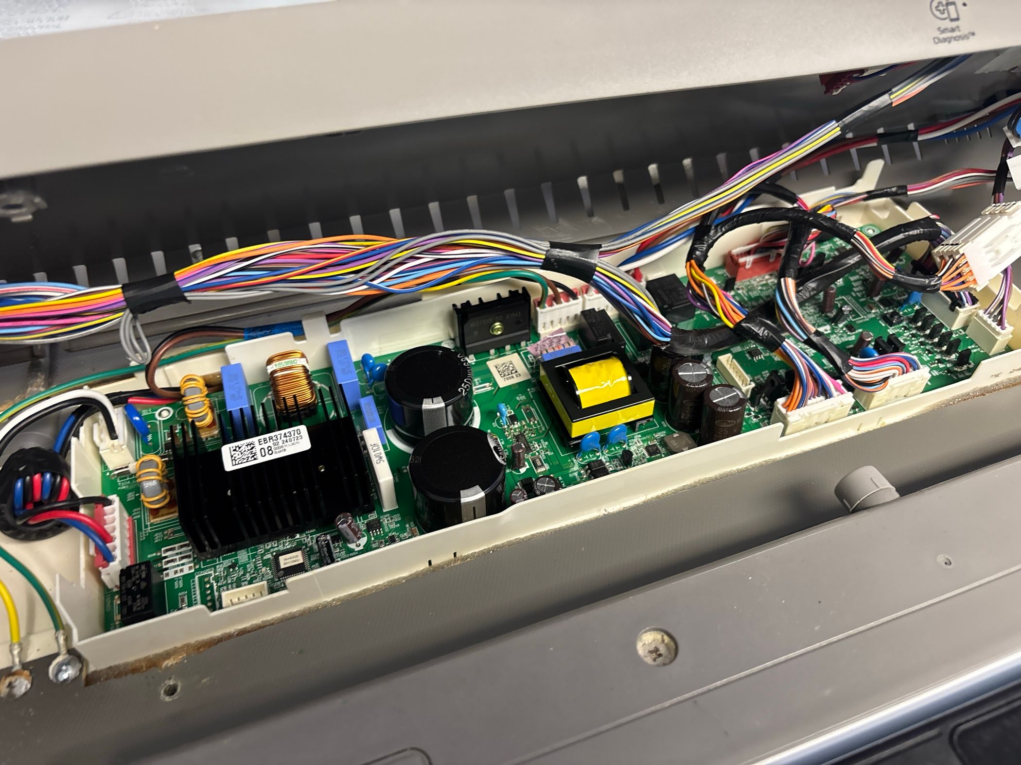 An LG Refrigerator With a Water-Damaged Control Board in Carol Stream (photo 3)