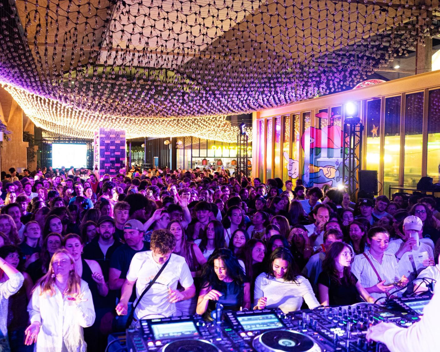 La Felicità - Food Court Paris, événements et café coworking