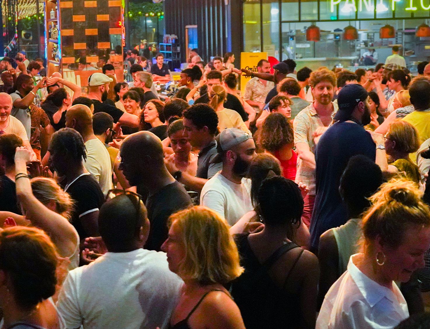 La Felicità - Food Court Paris, événements et café coworking