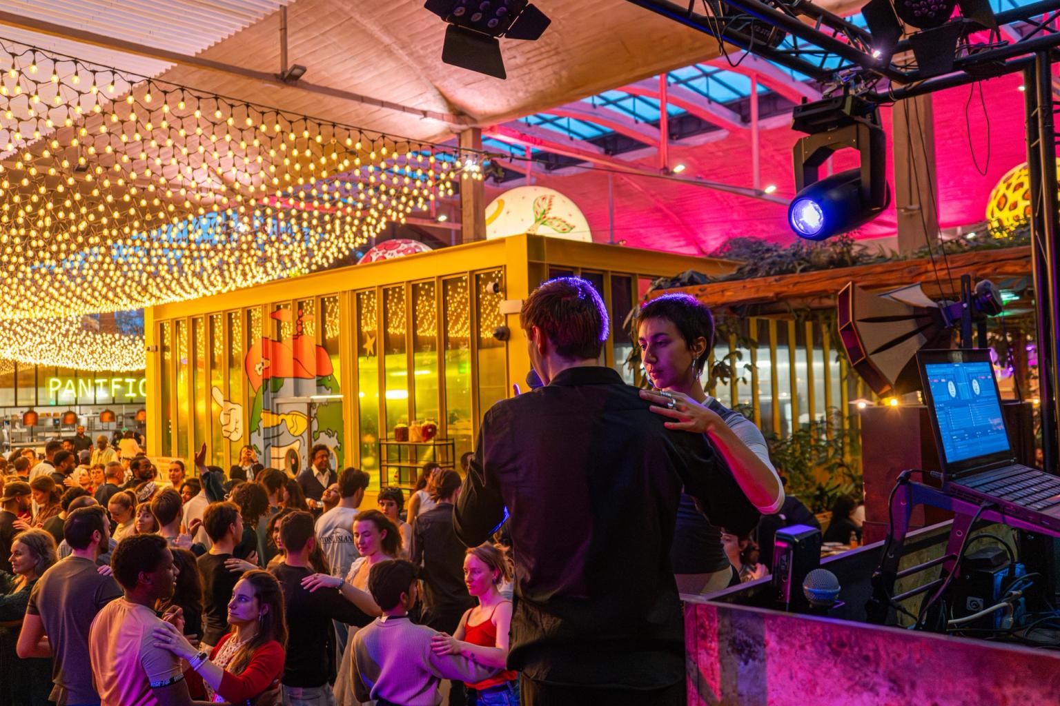 La Felicità - Food Court Paris, événements et café coworking