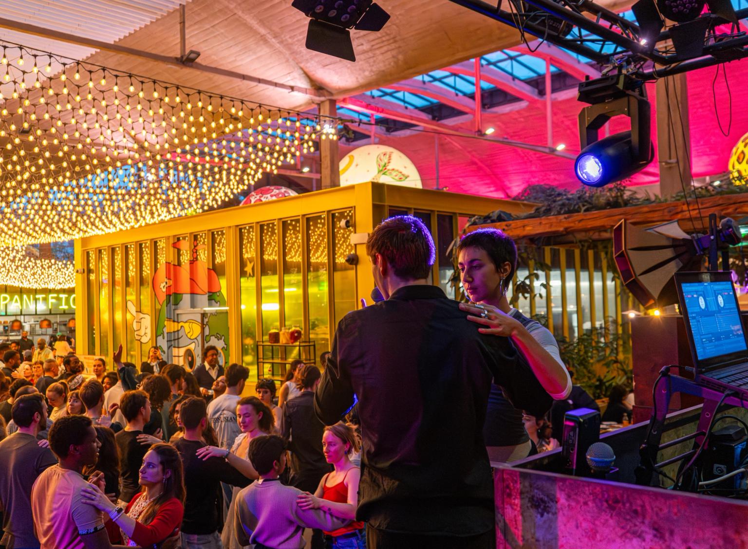La Felicità - Food Court Paris, événements et café coworking