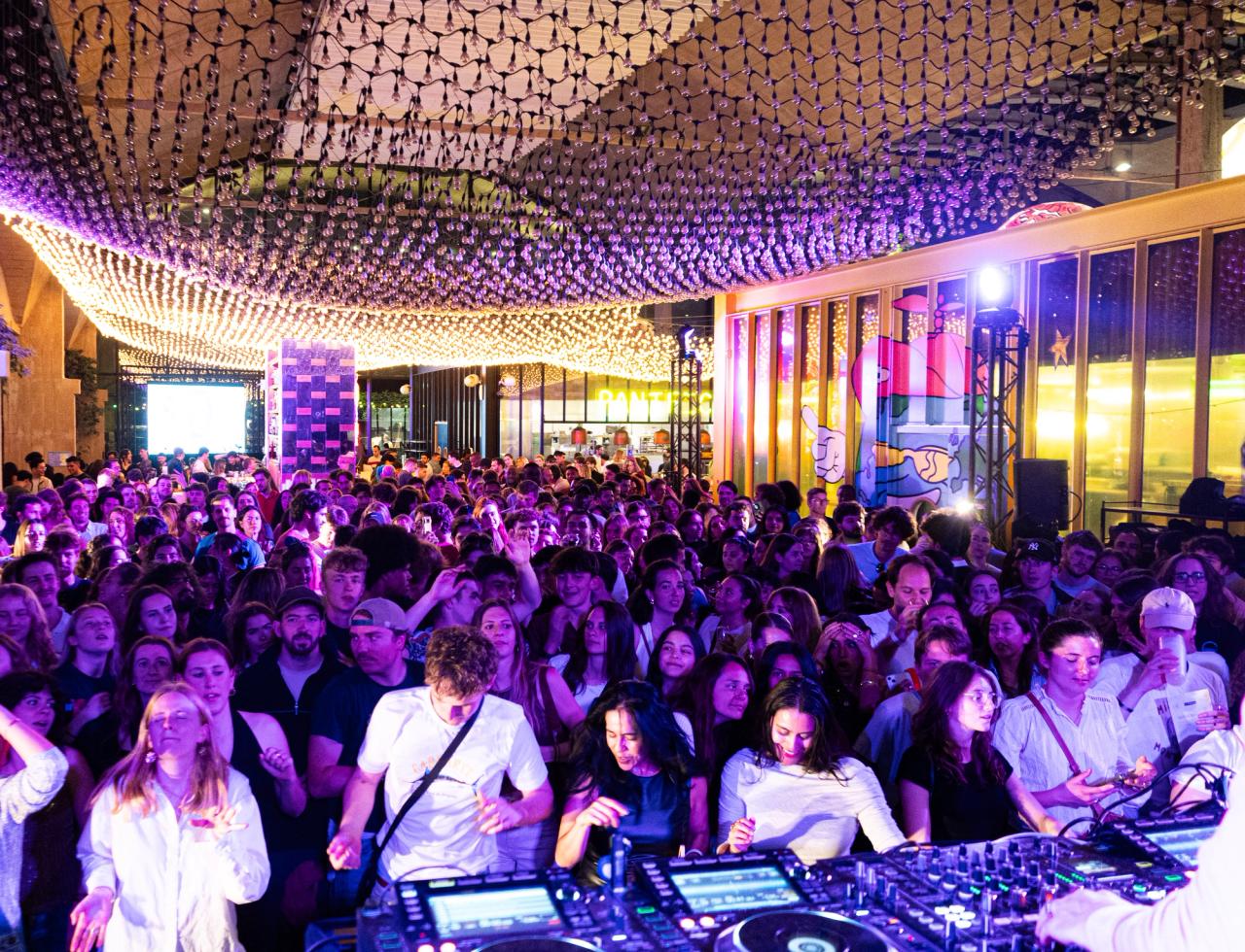 La Felicità - Food Court, Restaurant & Pizzeria in Paris 13