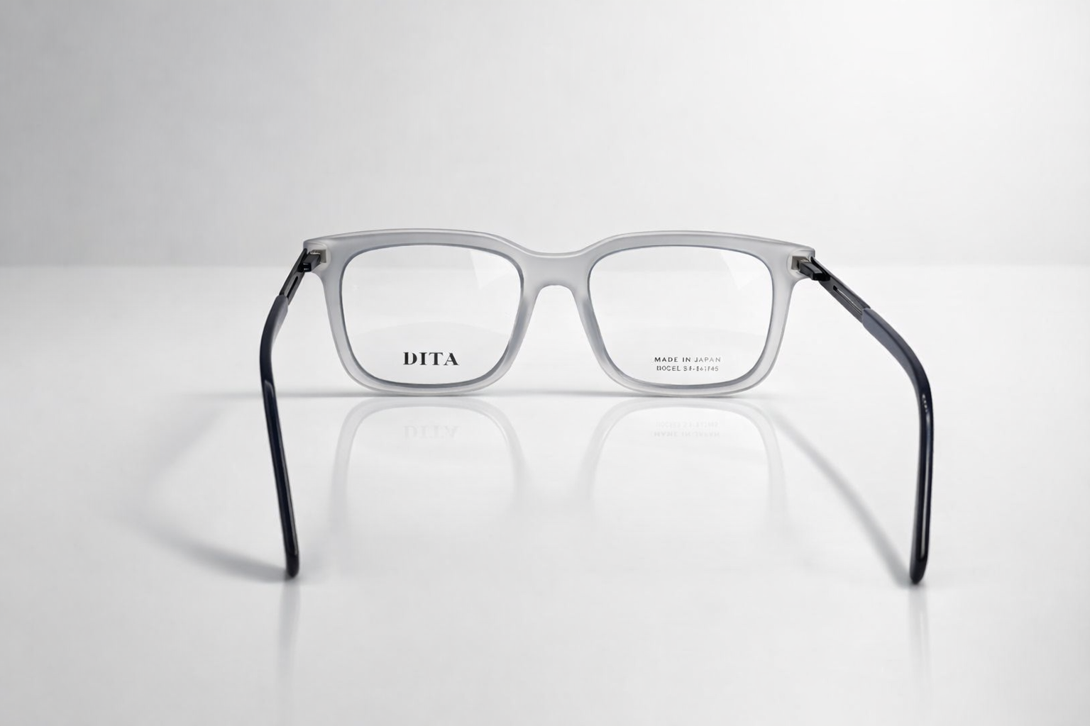 Dita Rectangular Glasses - Dual Color White Black