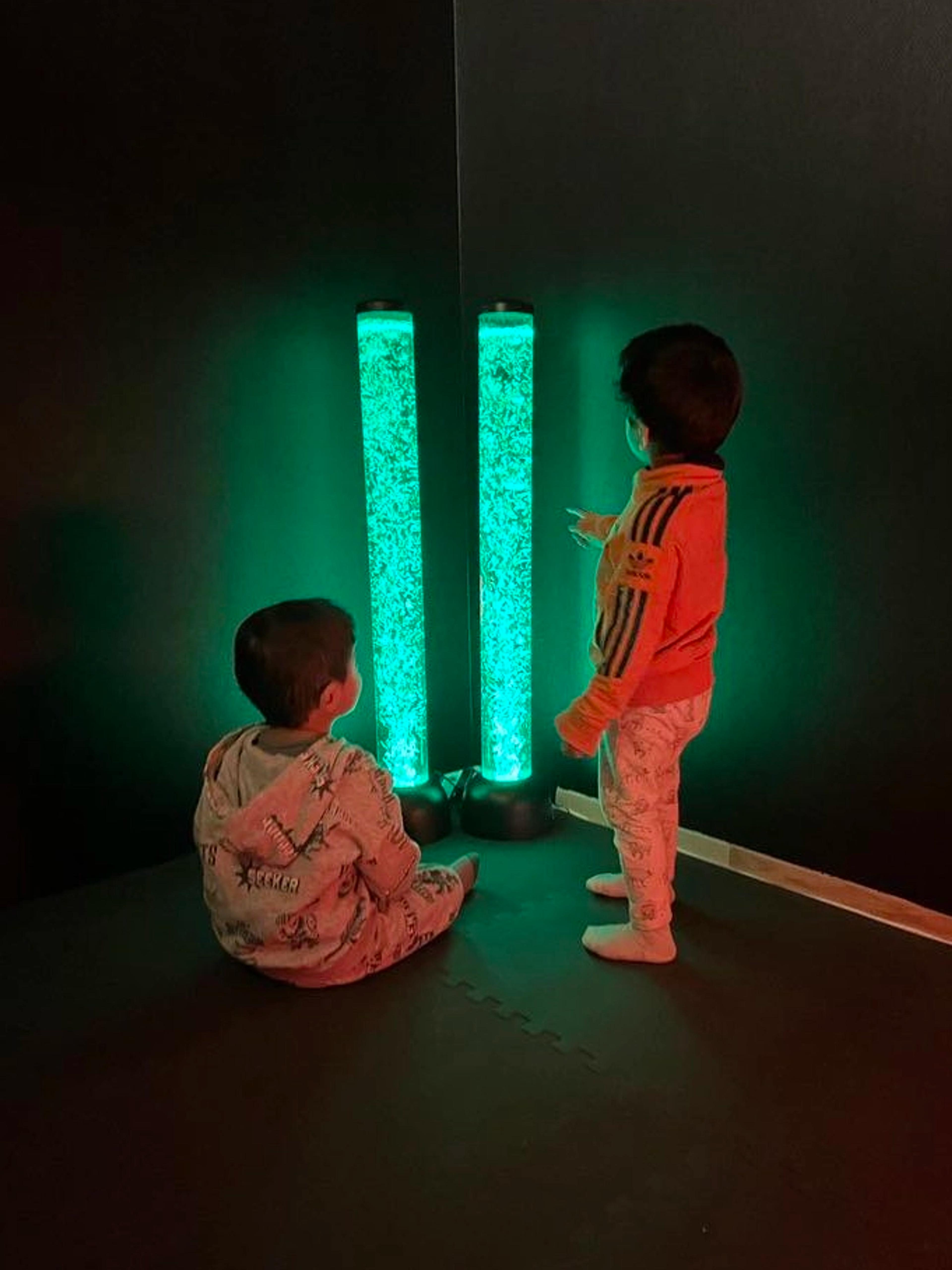 Barn som utforsker lys - realfag - Espira Grønnestølen