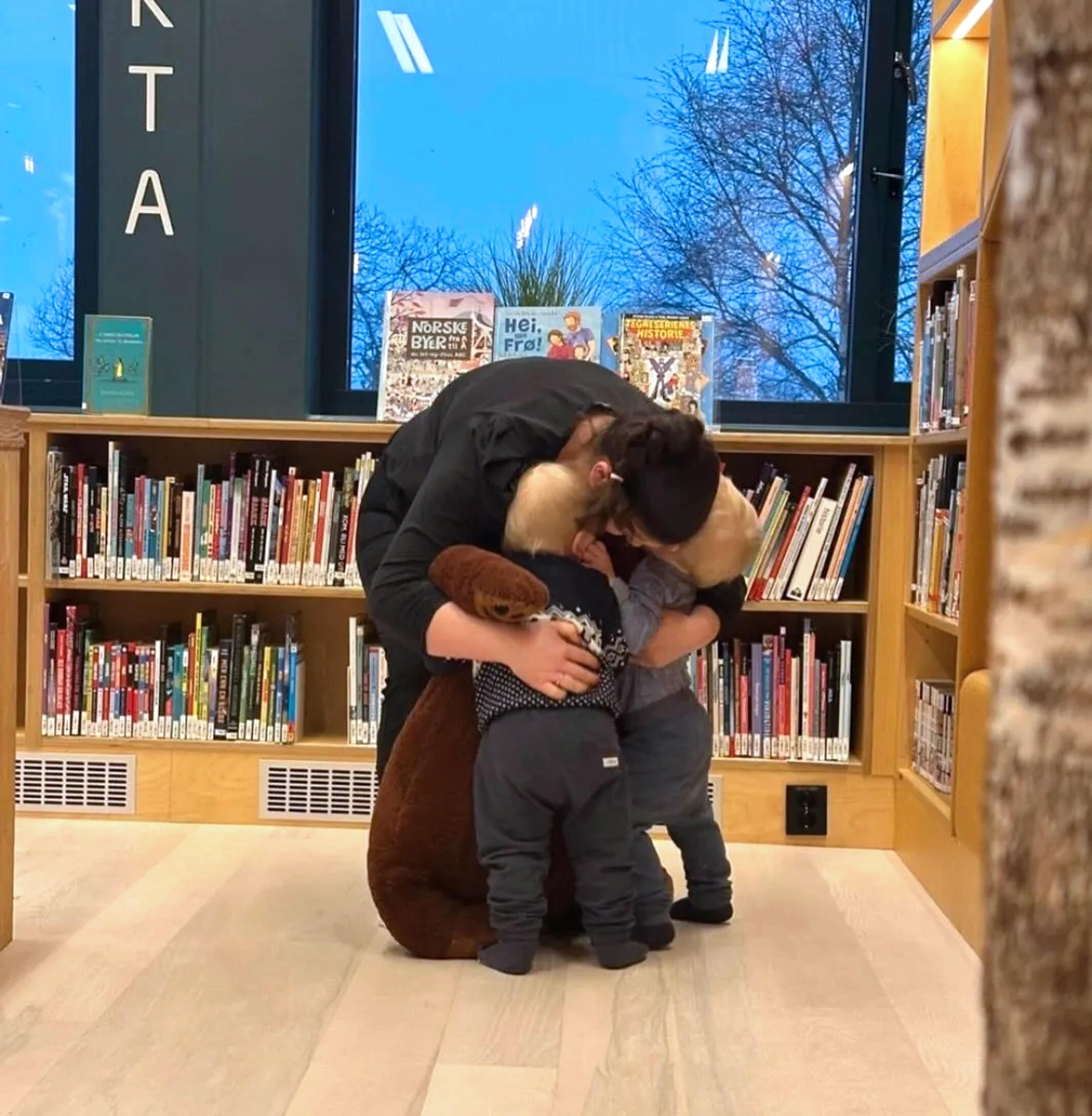 Barn som får omsorg i Espira Hollund