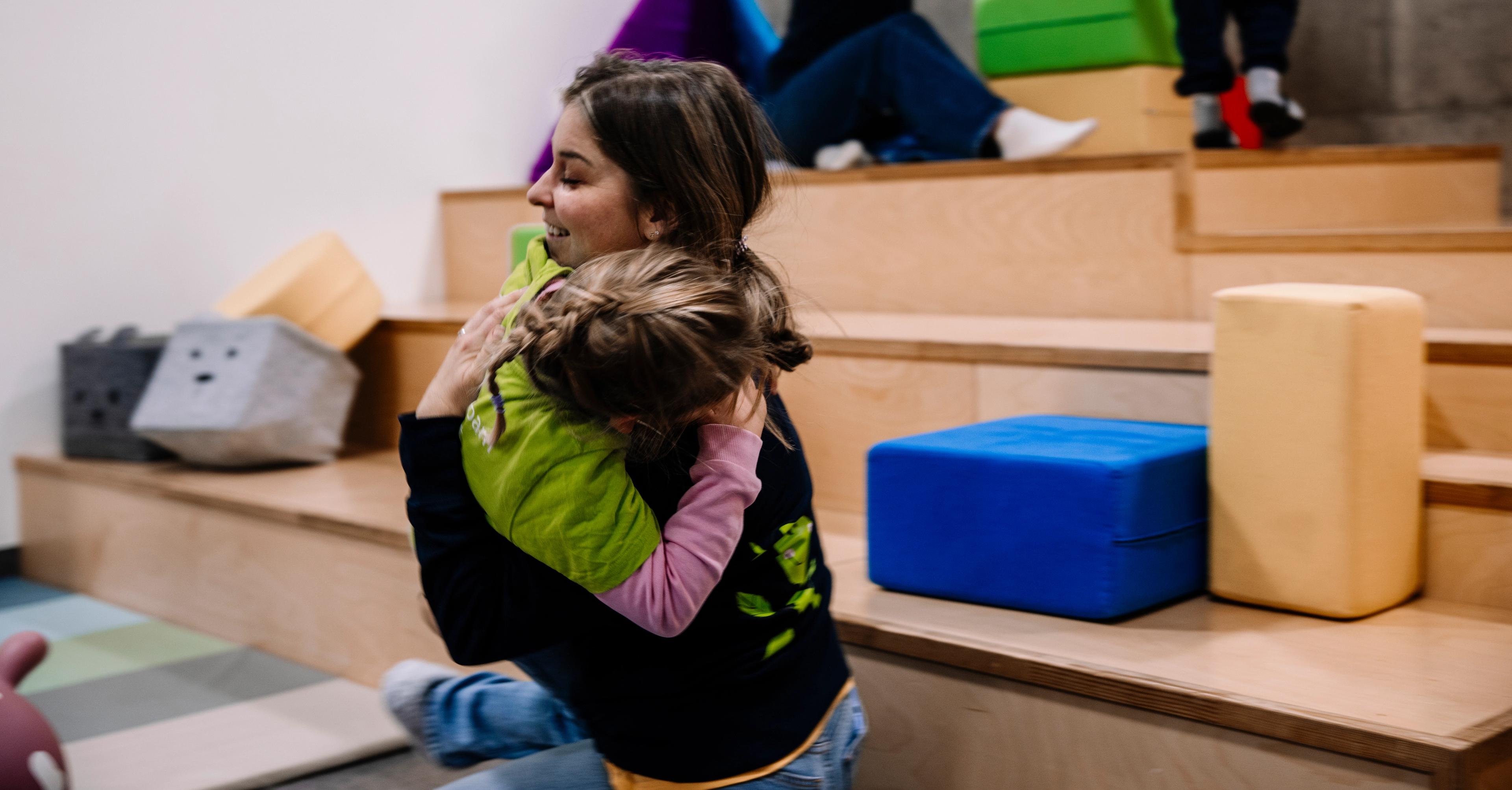 Voksen som gir omsorg til barn - Espira barnehage