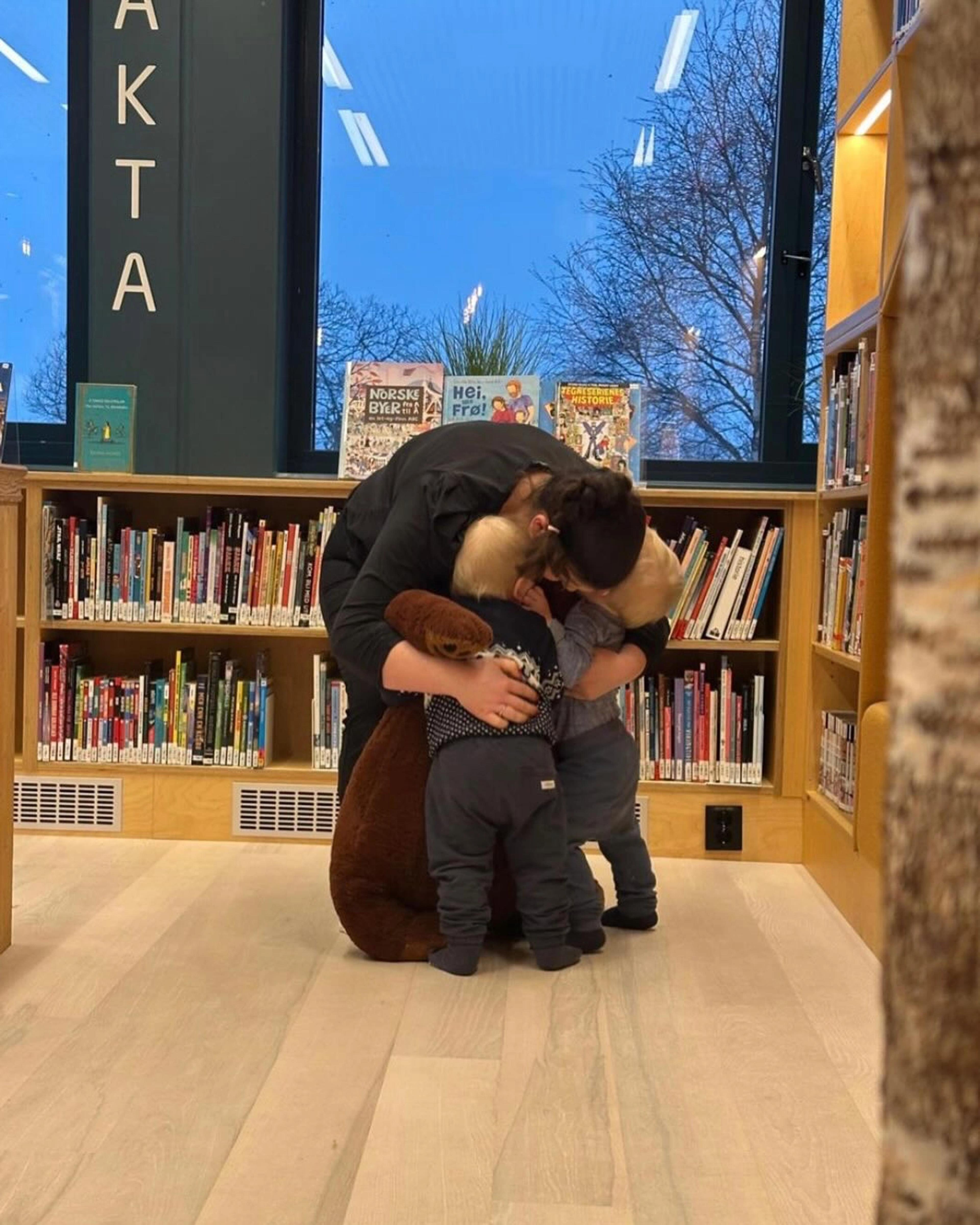 Barn som får omsorg i Espira Hollund