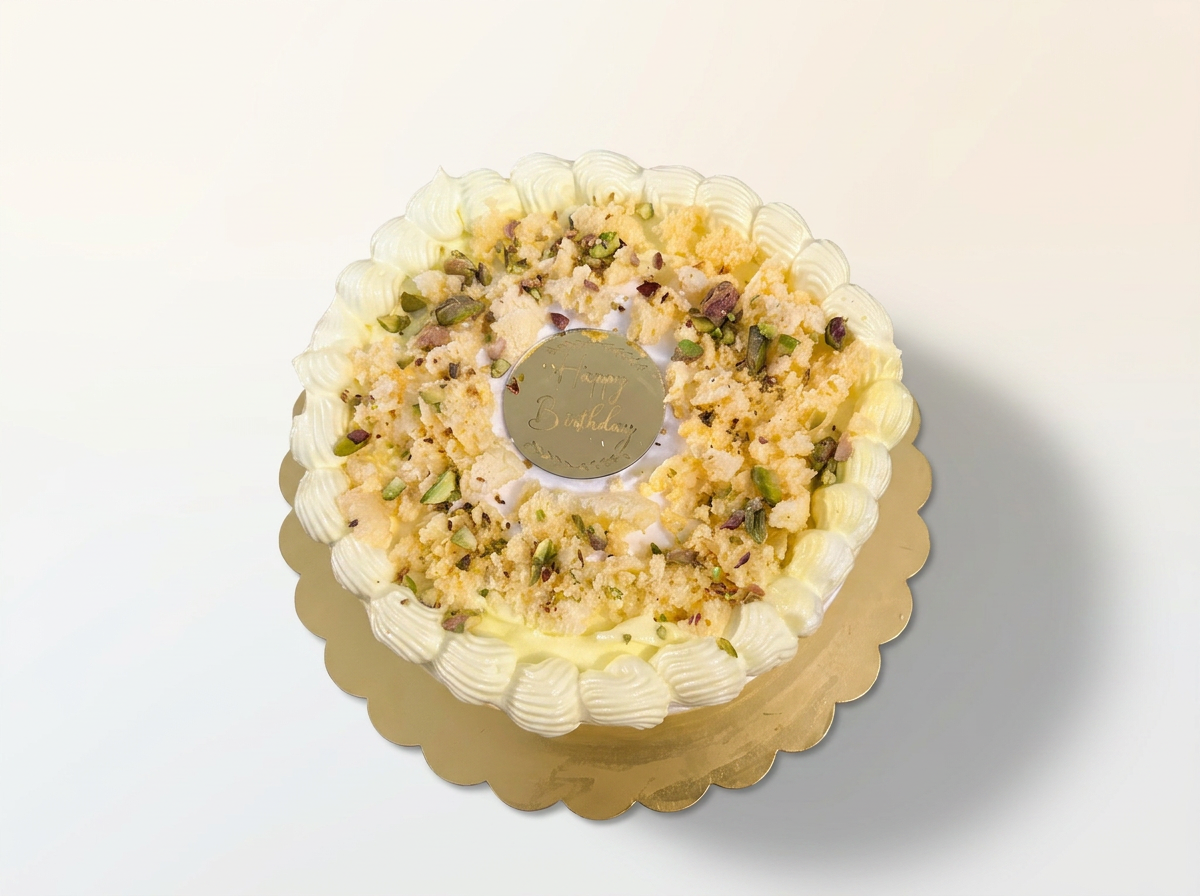 Pistachio Wreath Cream Cake — studio view