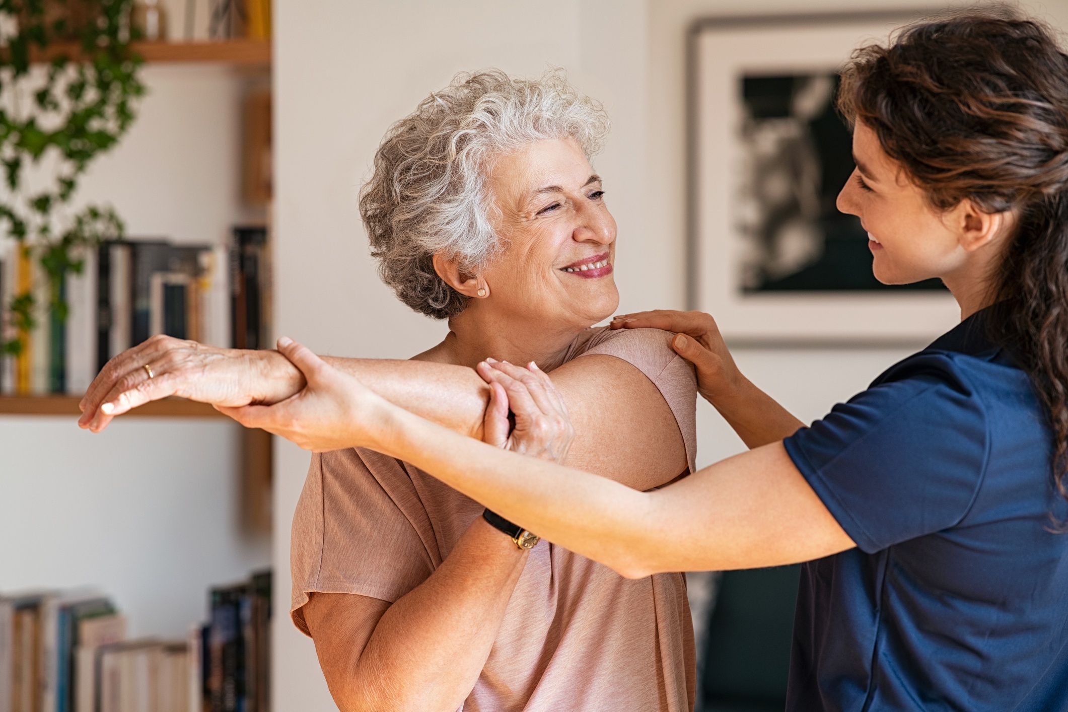 Provider working with Herself Health patient