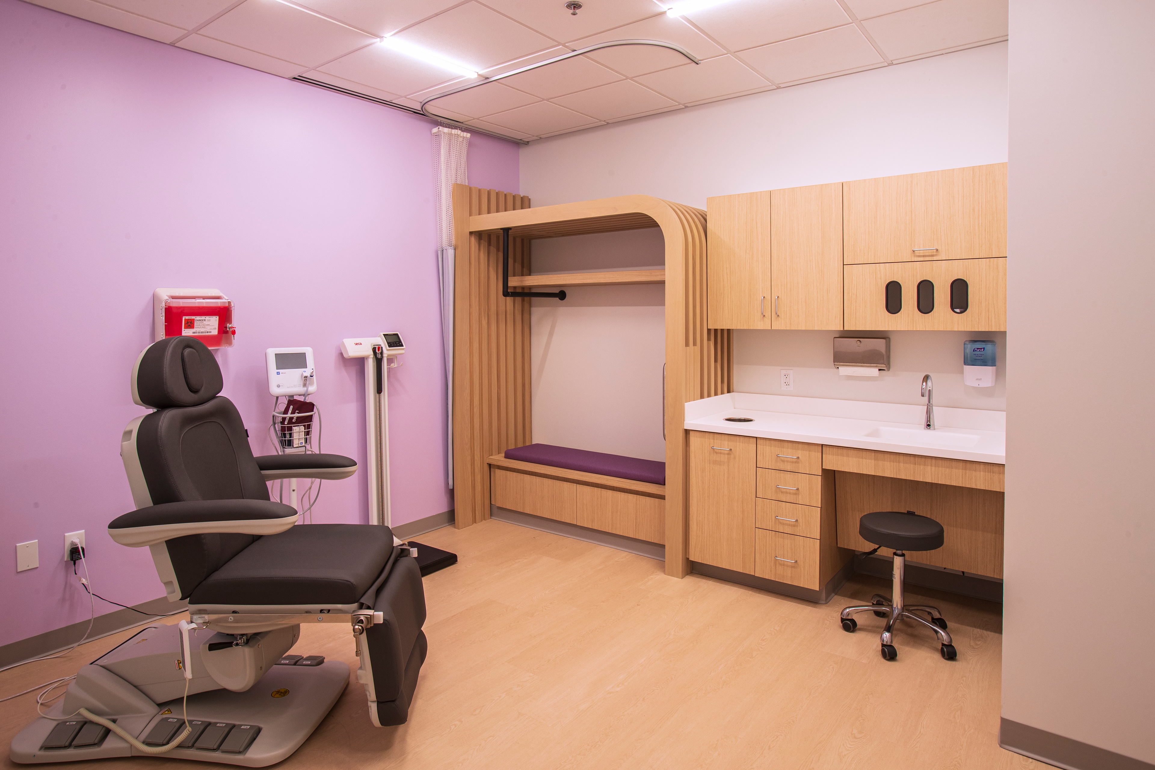 Herself Health Appointment Room