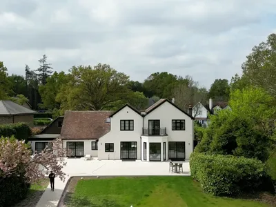 Lakeside Oak Grange Road