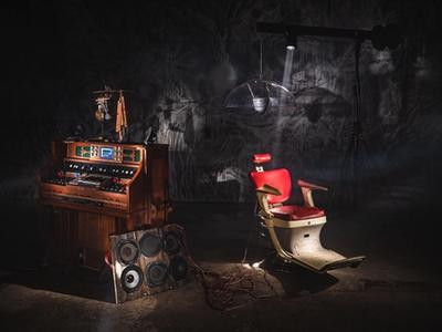 the electric dentist chair