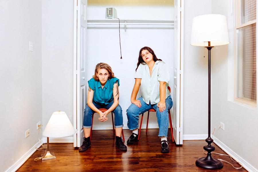 Lily Finnegan & gabby fluke-mogul (US)