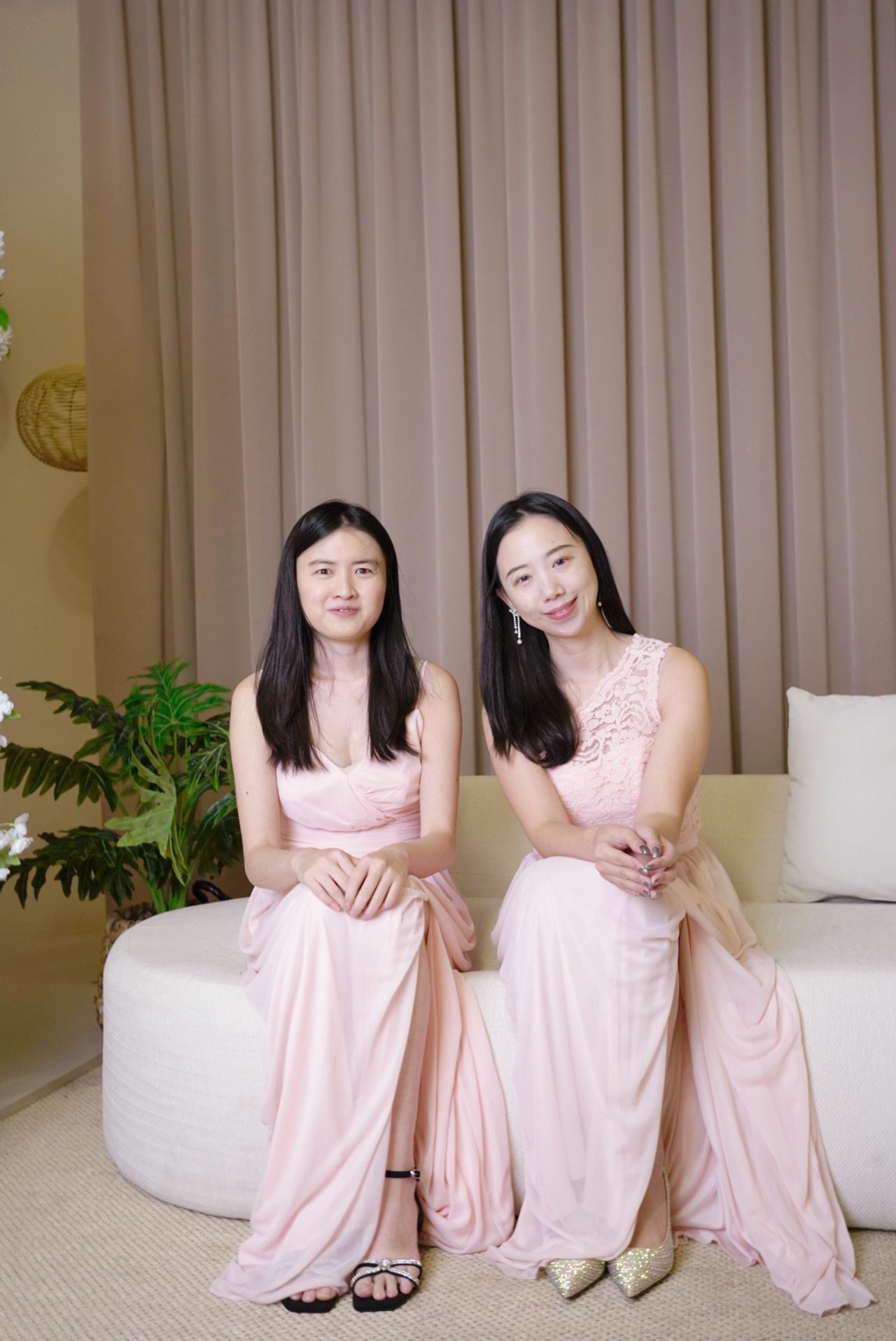 Lois & Yolanda at Mint Room Studios, photo 3.