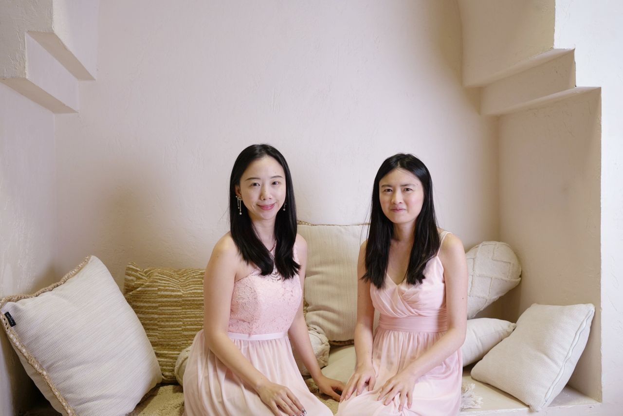 Lois & Yolanda at Mint Room Studios, photo 1.