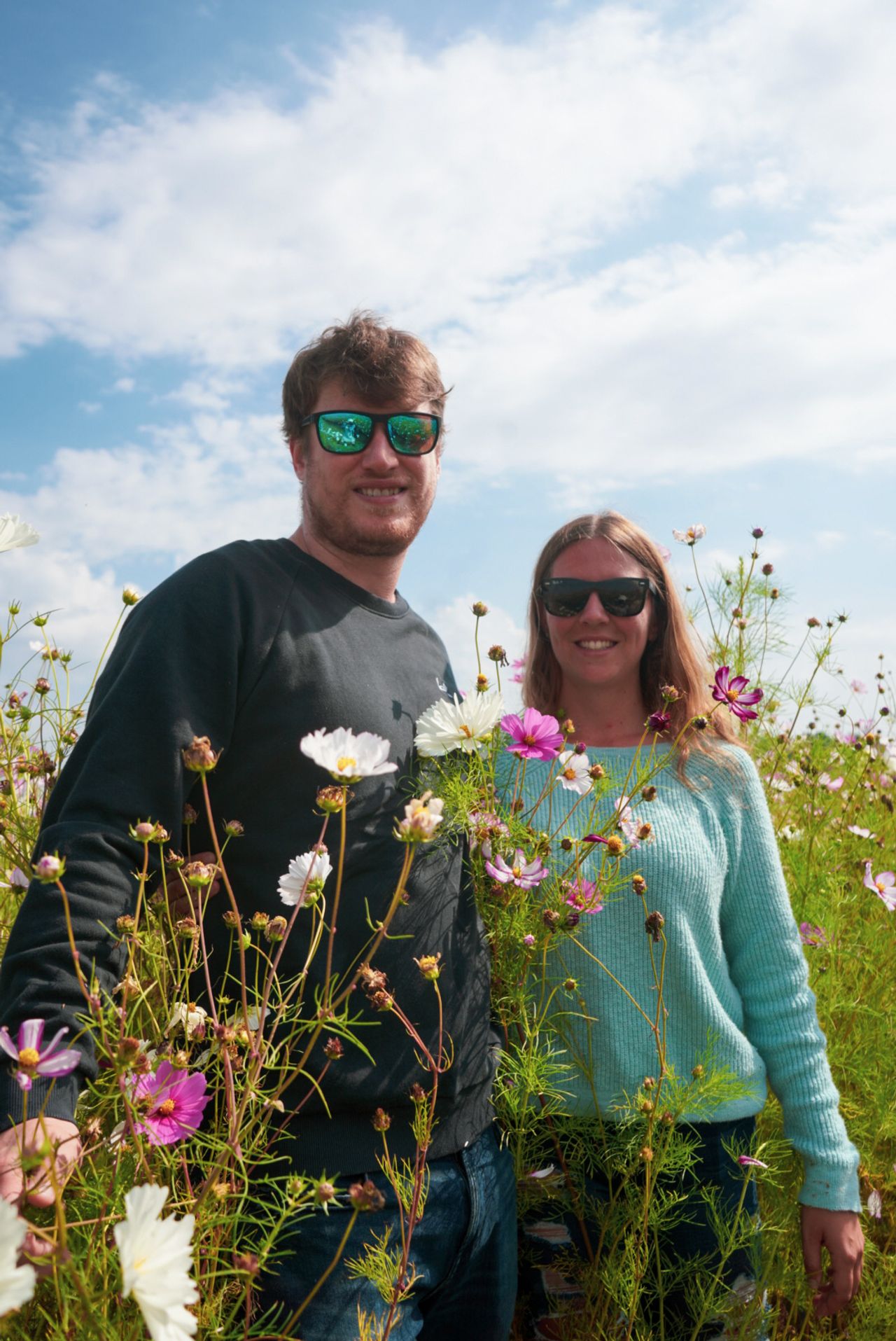 Scott & Emily at Laura's Farm Stand, photo 20.
