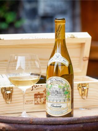 Custom gift sets and wine bottle etching