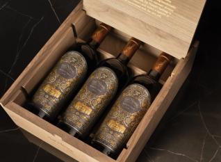 2021 Far Niente Benson Vale Cabernet Sauvignon, Three-Bottle Collectors Wood Box