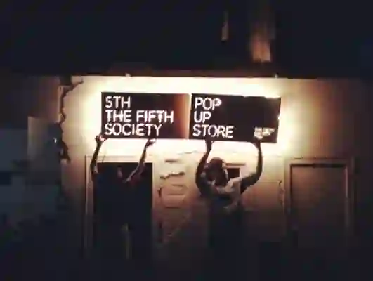 Signage for the pop-up 5th society with Nunu and Jordi. 2011