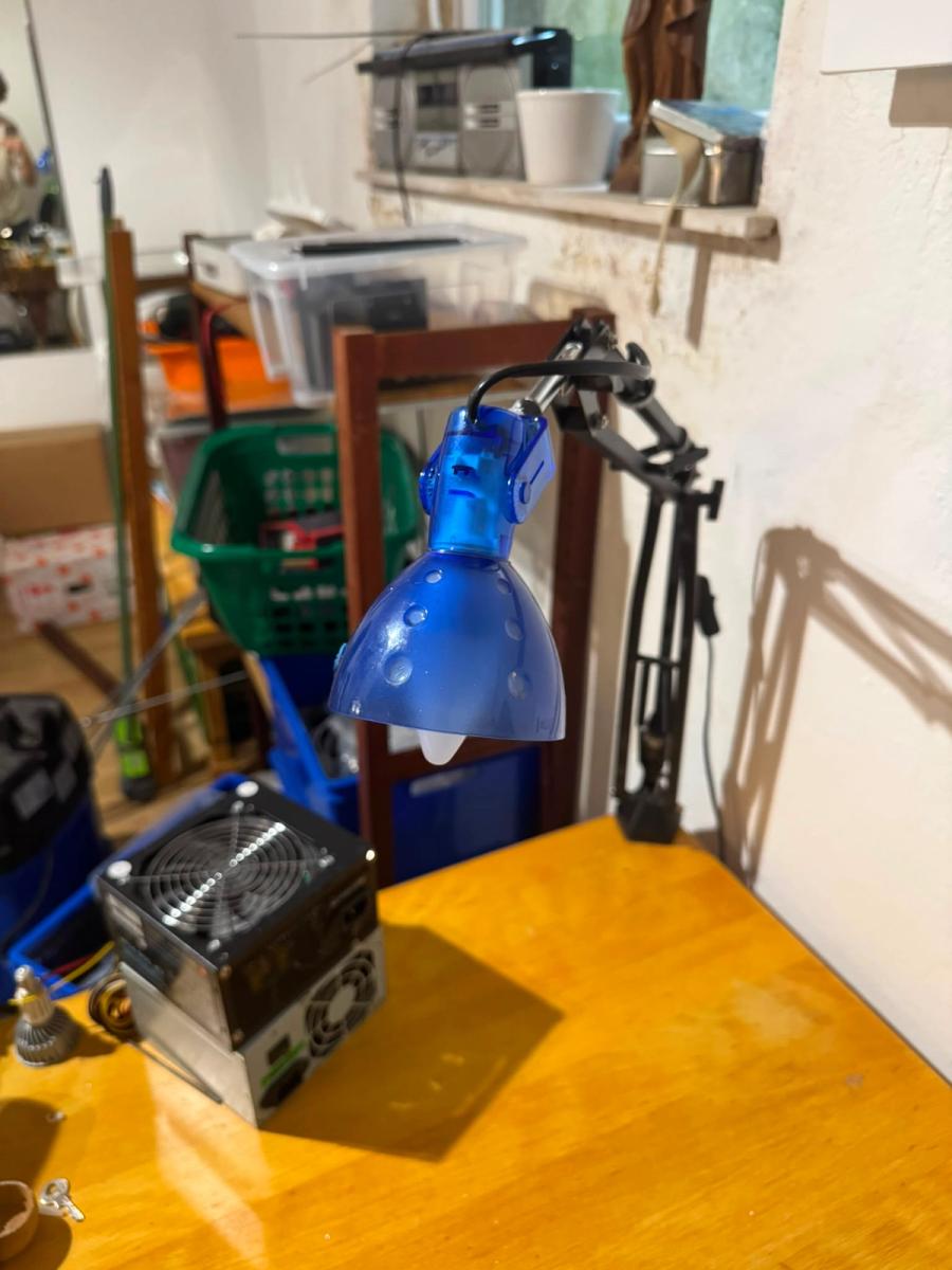 Picture of the Lamp attached to the boom arm