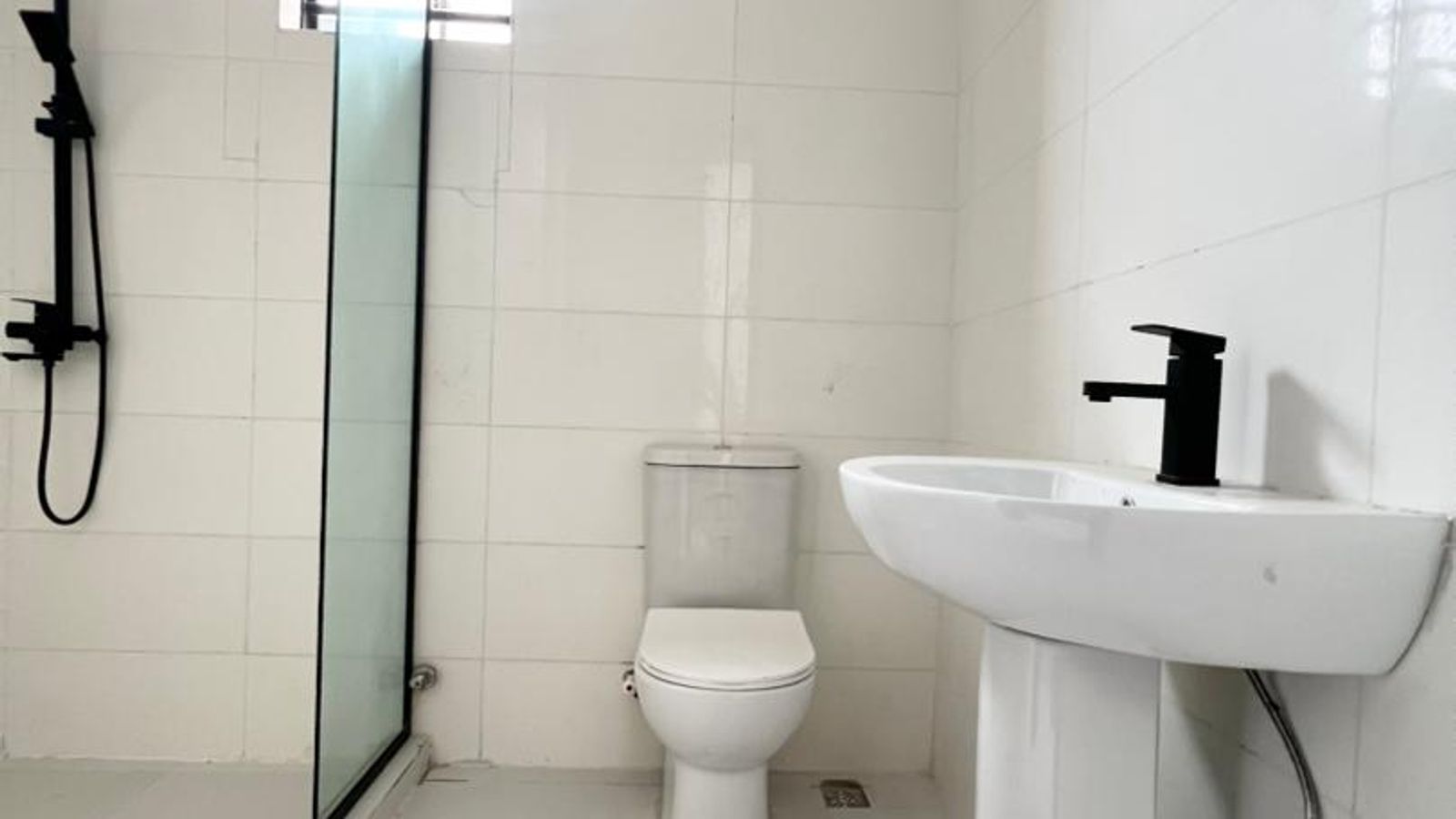 4 Bedroom Semi Detached Duplex