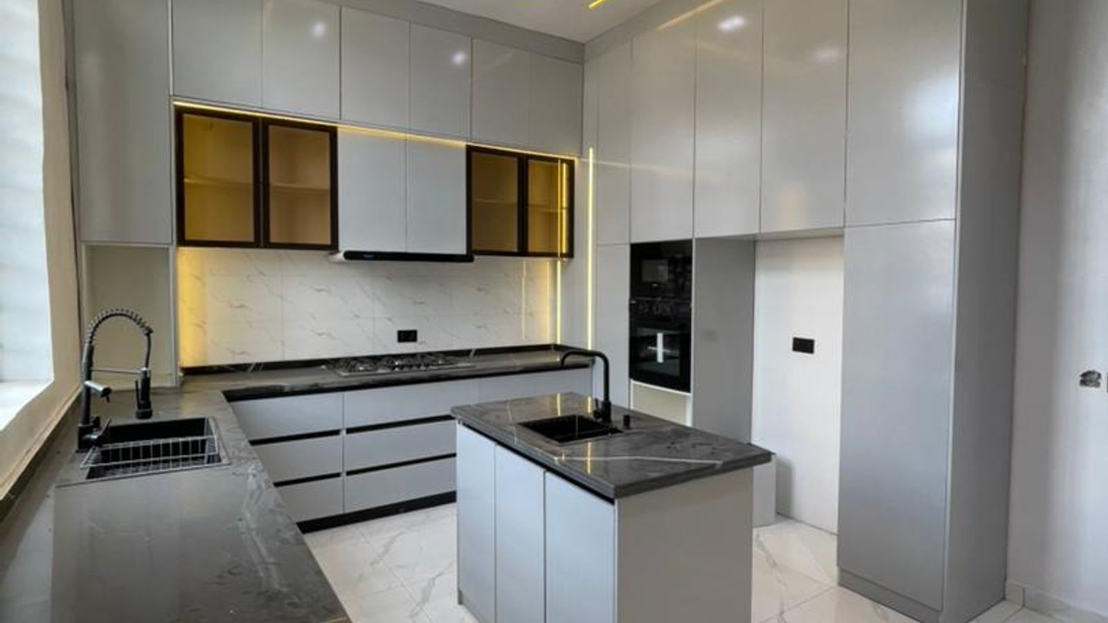 5 Bedroom Fully Detached Duplex