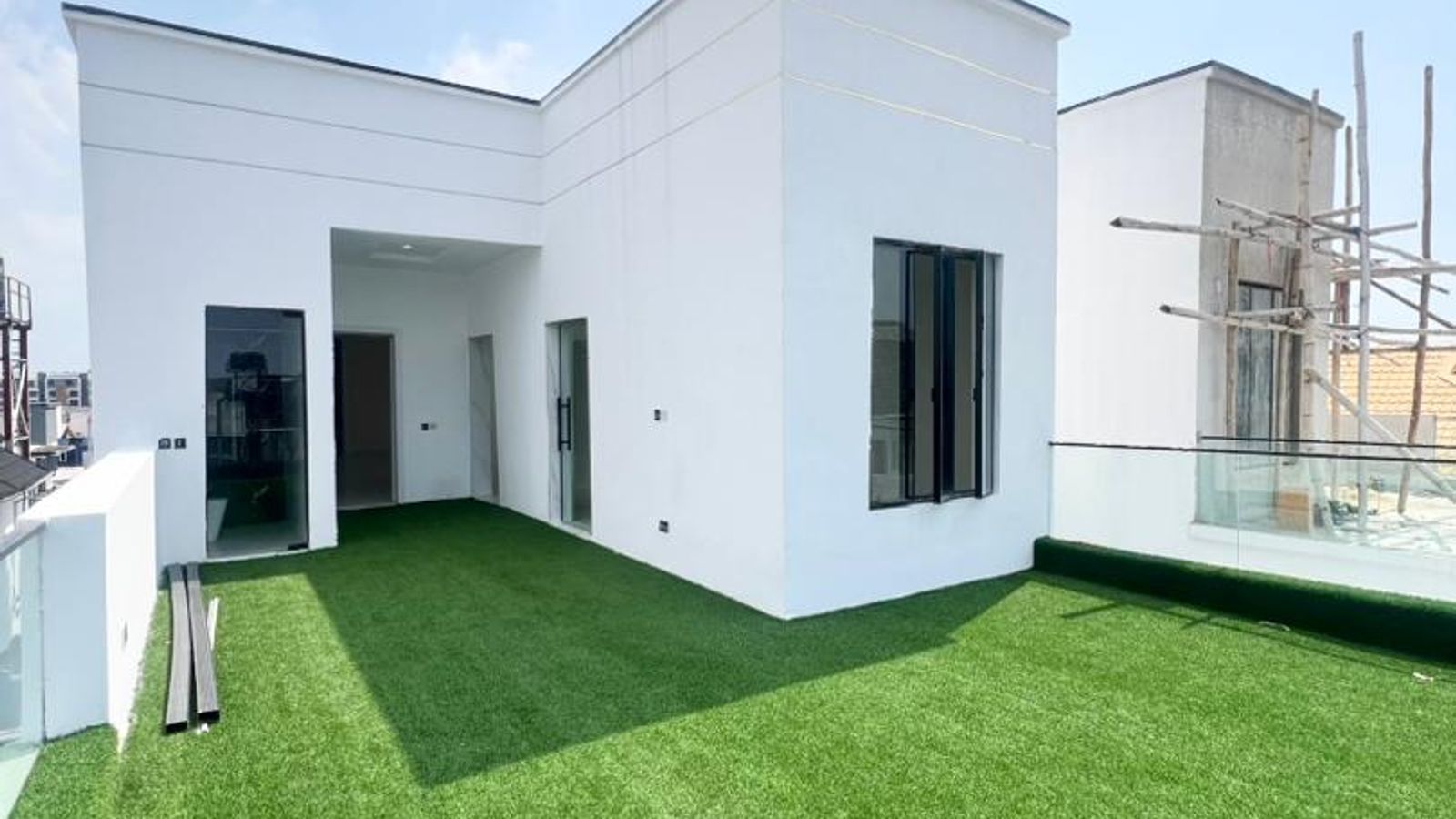 5 Bedroom Fully Detached Duplex