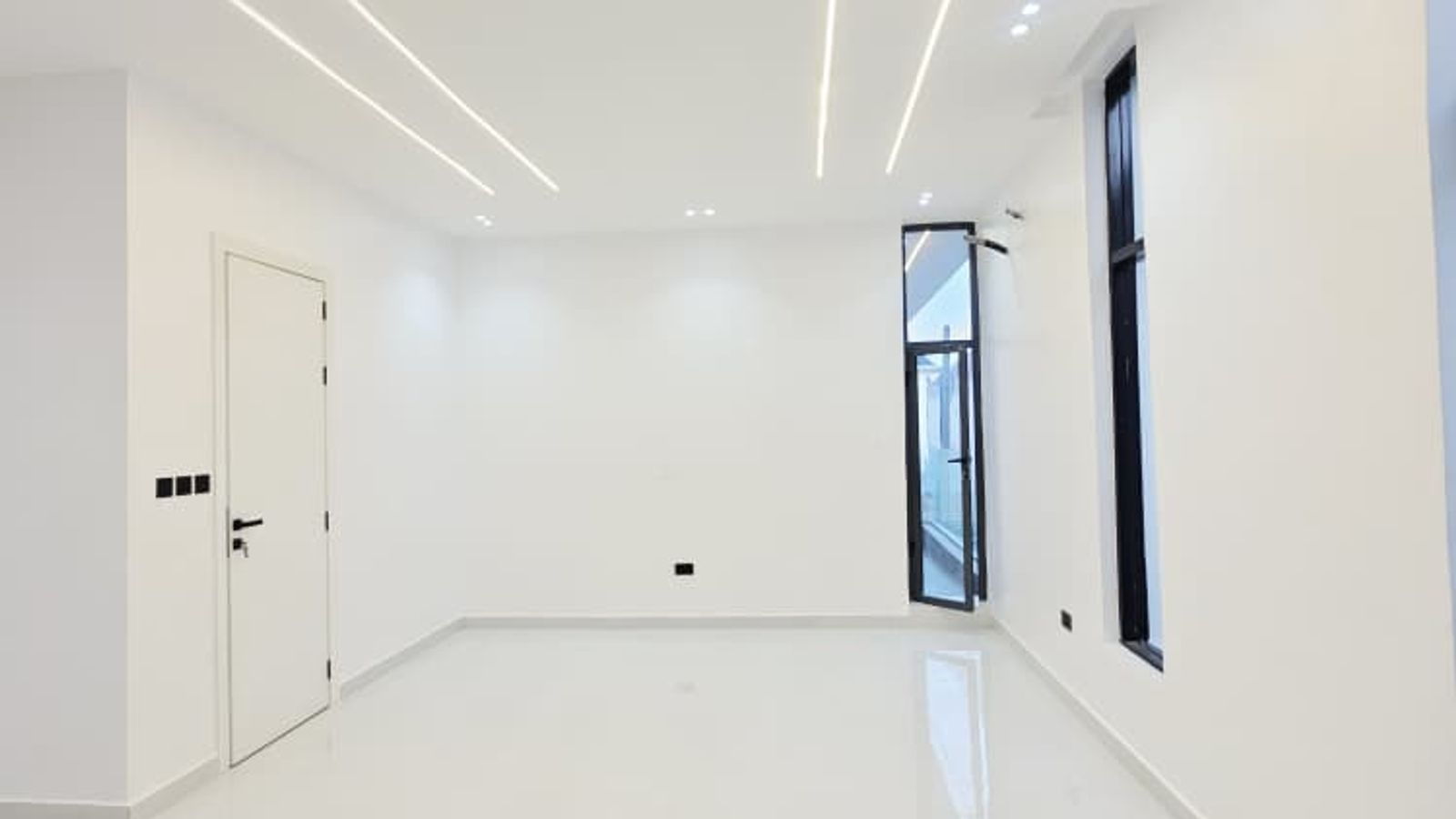 5 Bedroom Fully Detached Duplex