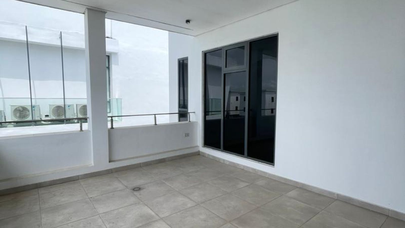 5 Bedroom Fully Detached Duplex