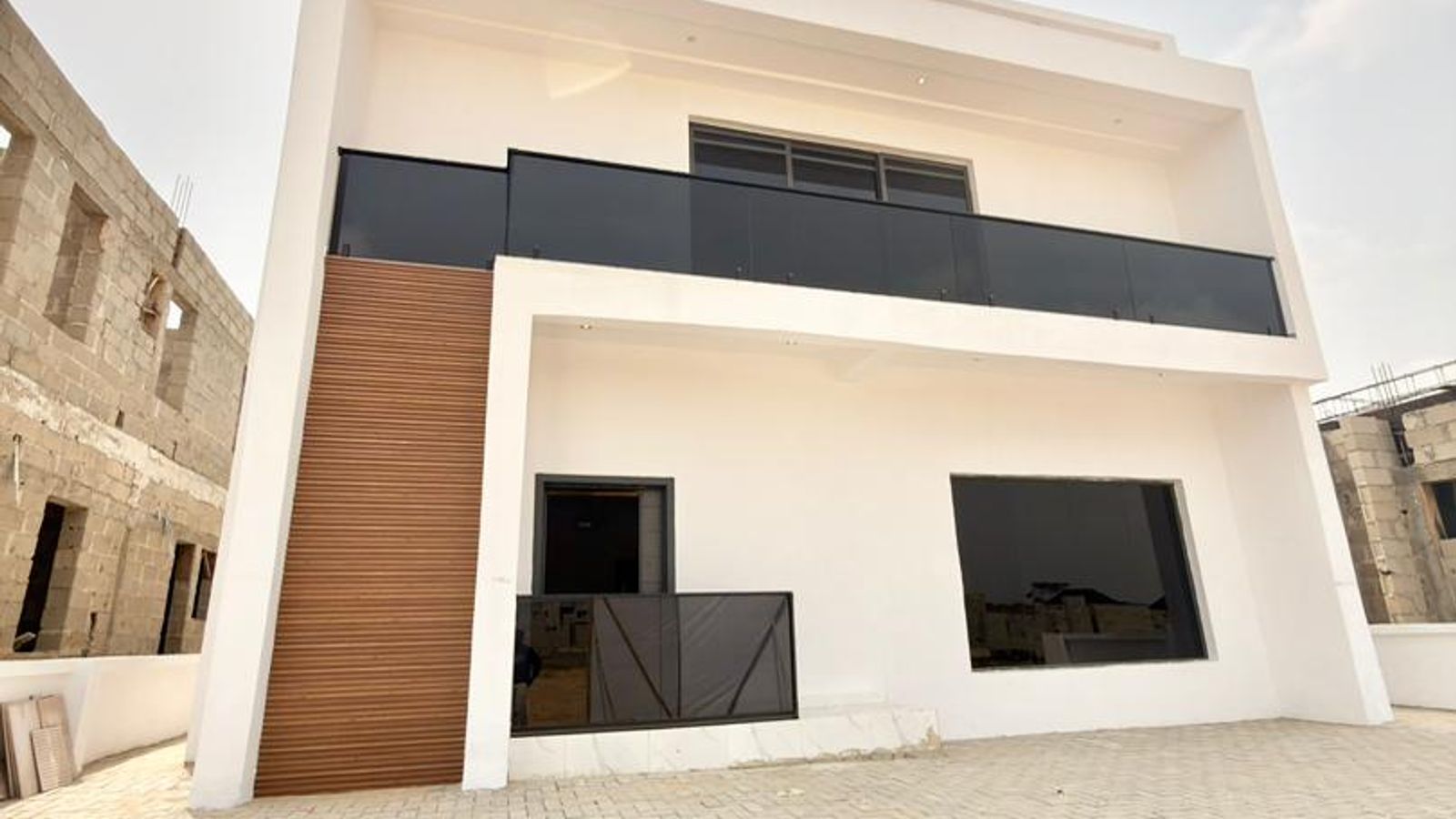 4 Bedroom Fully Detached Duplex