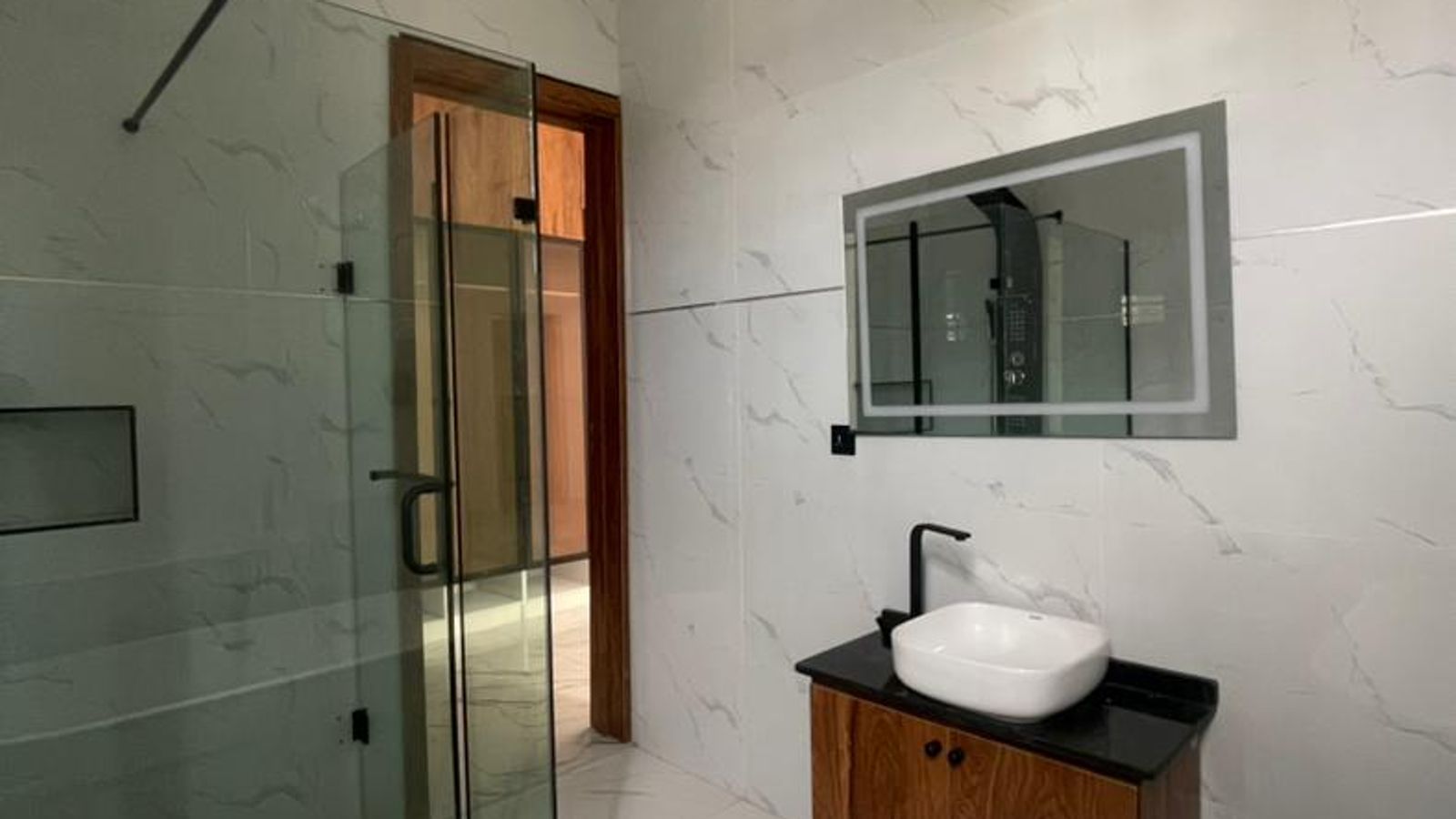4 Bedroom Fully Detached Duplex
