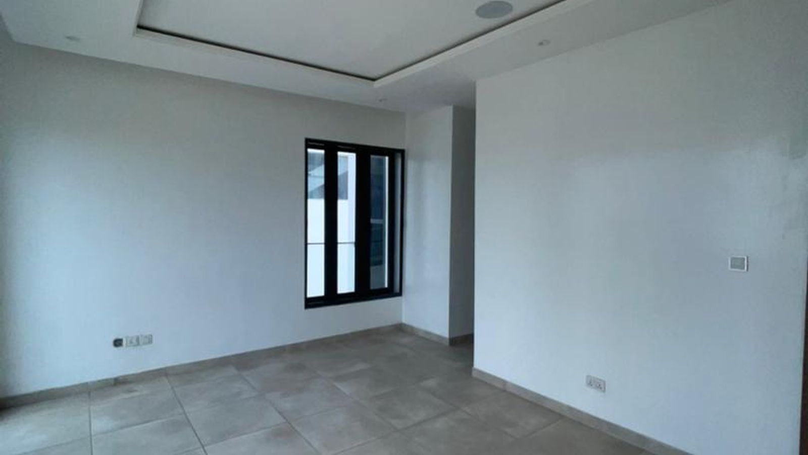 5 Bedroom Fully Detached Duplex